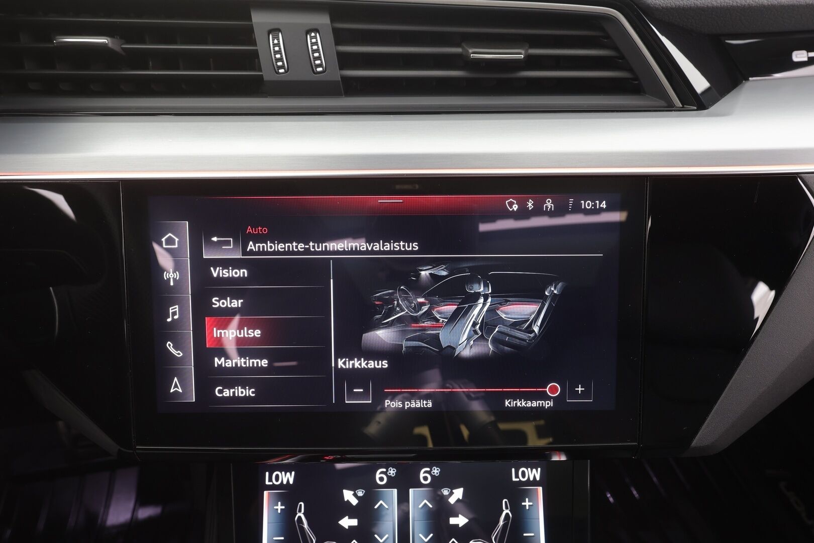 AUDI Q8 E-TRON 2024 55 Quattro S-Line - | ACC | Lisälämmitin | Koukku | Matrix-LED | Panorama | Ilma-alusta | B&O | Muistipenkki | 360-kamera | Keyless | Kahdet Renkaat | Merkkihuollettu |