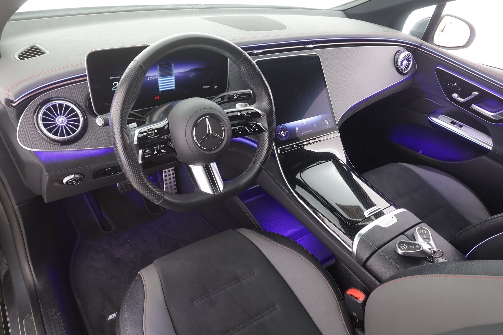 MERCEDES-BENZ EQE 2023 350 4Matic AMG-Line - | Distronic Pro | Koukku | P.Kamera |  Burmester | High Performance audio | Muistipenkit | Ratinlämmitys | Puolinahat | Keyless | Apple&Android | Kahdet Renkaat |
