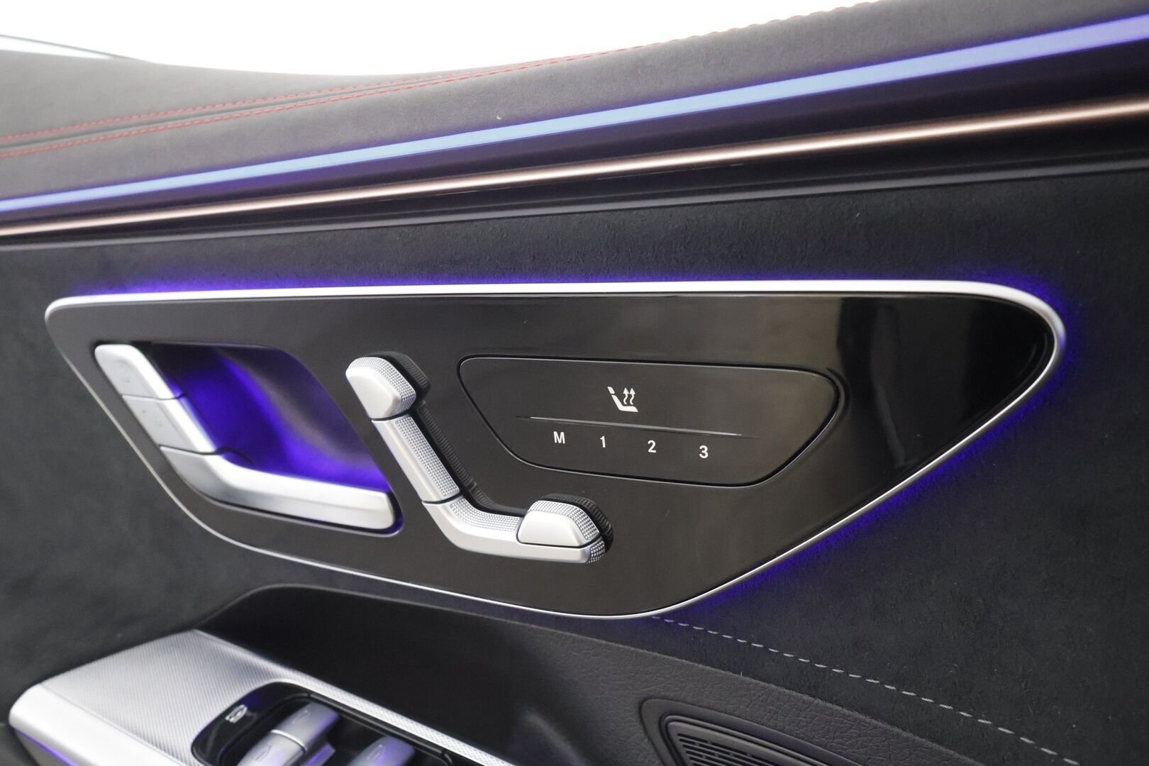 MERCEDES-BENZ EQE 2023 350 4Matic AMG-Line - | Distronic Pro | Koukku | P.Kamera |  Burmester | High Performance audio | Muistipenkit | Ratinlämmitys | Puolinahat | Keyless | Apple&Android | Kahdet Renkaat |
