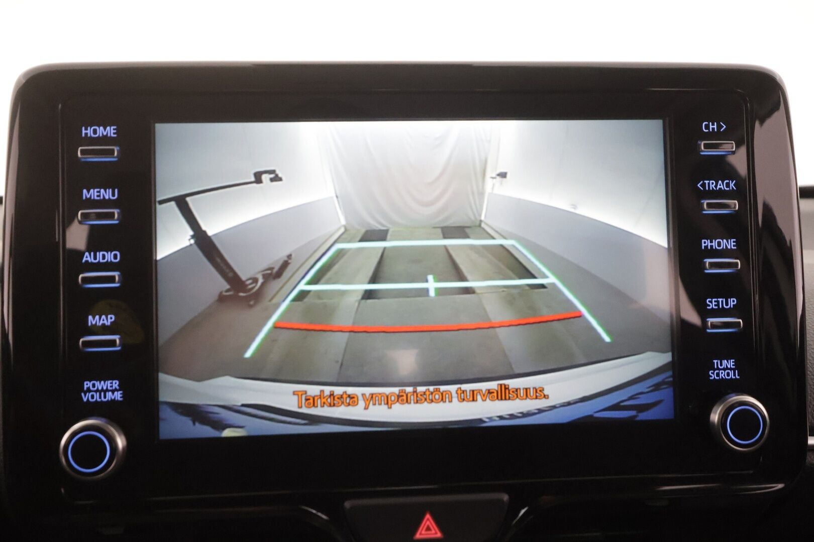 TOYOTA YARIS CROSS 2023 1,5 Hybrid AWD-i Active Business - | ACC | LTA | Lohko + sisälämmitin | P.kamera | Apple & Android | BT | Lämm. ratti | Aut. pitkät | Aut. ilmastointi | 2x renkaat aluin | 