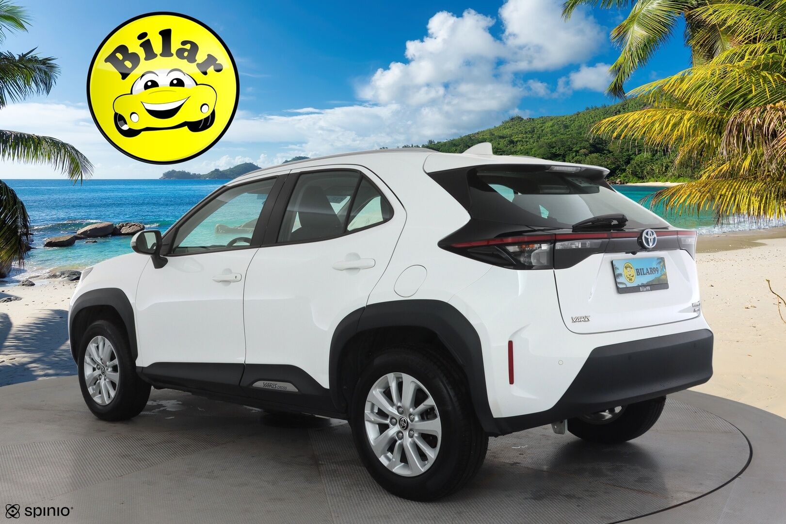 TOYOTA YARIS CROSS 2023 1,5 Hybrid AWD-i Active Business - | ACC | LTA | Lohko + sisälämmitin | P.kamera | Apple & Android | BT | Lämm. ratti | Aut. pitkät | Aut. ilmastointi | 2x renkaat aluin | 