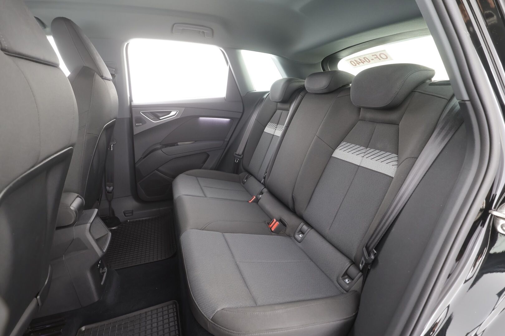 AUDI Q4 E-TRON 2022 50 e-tron quattro - | ACC | ILP | SONOS | Sporttipenkit | P.kamera | Ambient light | Sähk. takaluukku | Kaistavahti | LED | Apple & Android | 2x renkaat aluin | 