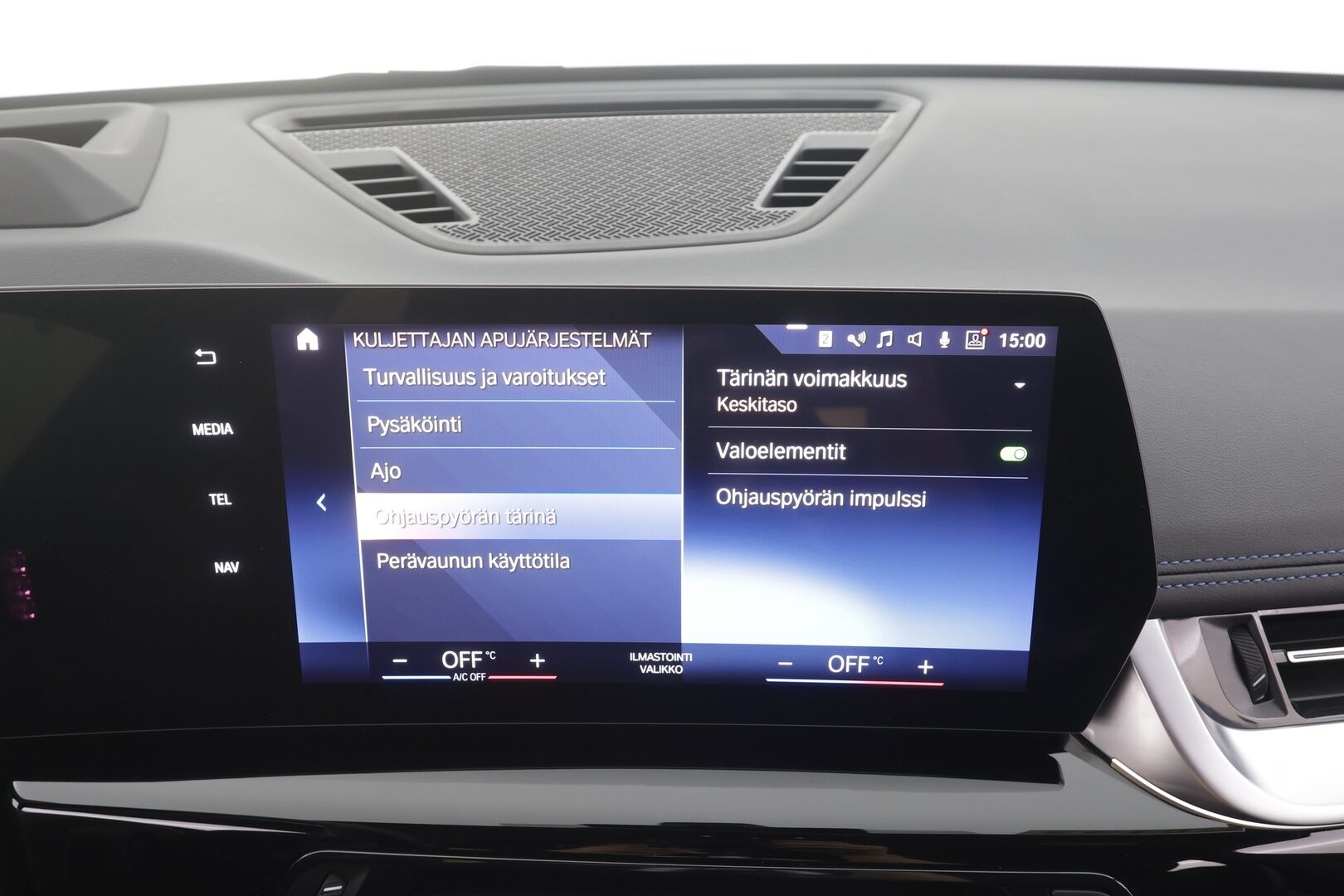 BMW iX1 2023 U11 30 xDrive Charged Plus M-Sport - | ACC | ILP | Koukku | HUD | 360° | Harman/Kardon | Hierovat sporttipenkit | Nahka-alcantara | Comfort Access | BSM | Lane Assist |