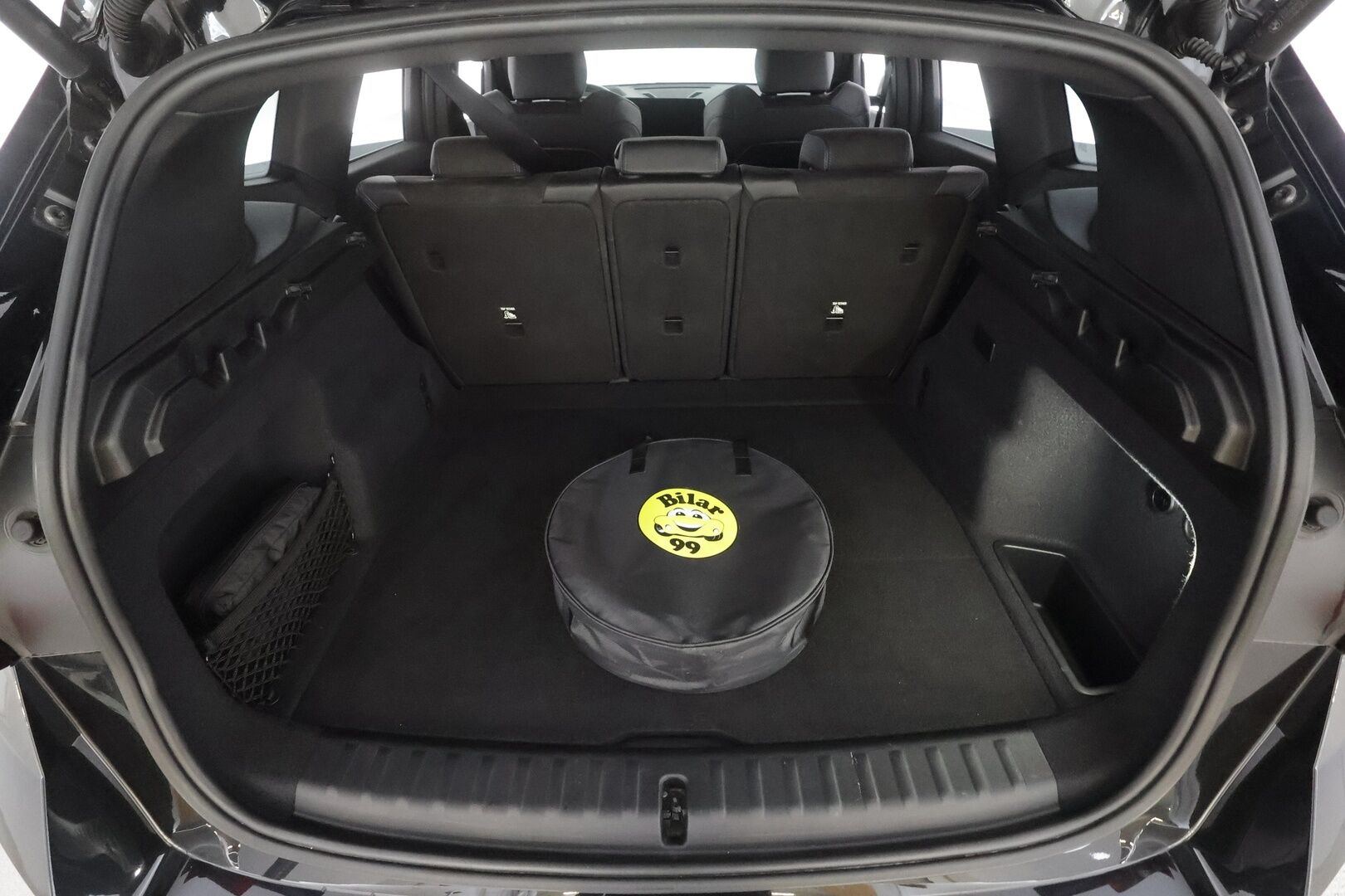 BMW iX1 2023 U11 30 xDrive Charged Plus M-Sport - | ACC | ILP | Koukku | HUD | 360° | Harman/Kardon | Hierovat sporttipenkit | Nahka-alcantara | Comfort Access | BSM | Lane Assist |