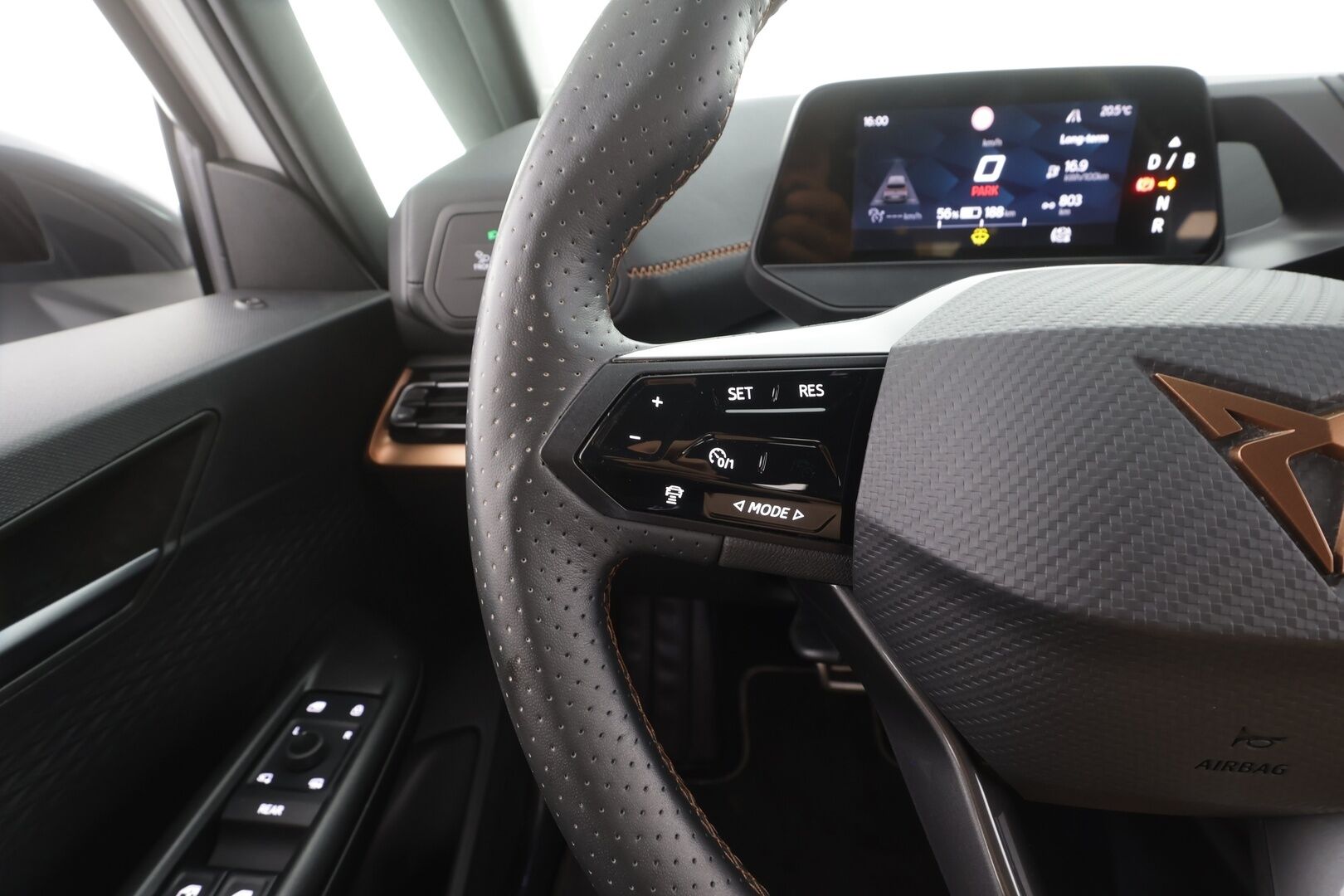Cupra Born 2023 150 kW 58 kWh - | ACC | ILP | Side Assist | Lane Assist | P.kamera | Apple & Android | LED | Lämm. ratti | Ambient | RCTA | Road sign information | 