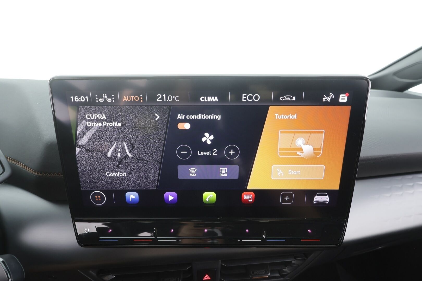 Cupra Born 2023 150 kW 58 kWh - | ACC | ILP | Side Assist | Lane Assist | P.kamera | Apple & Android | LED | Lämm. ratti | Ambient | RCTA | Road sign information | 
