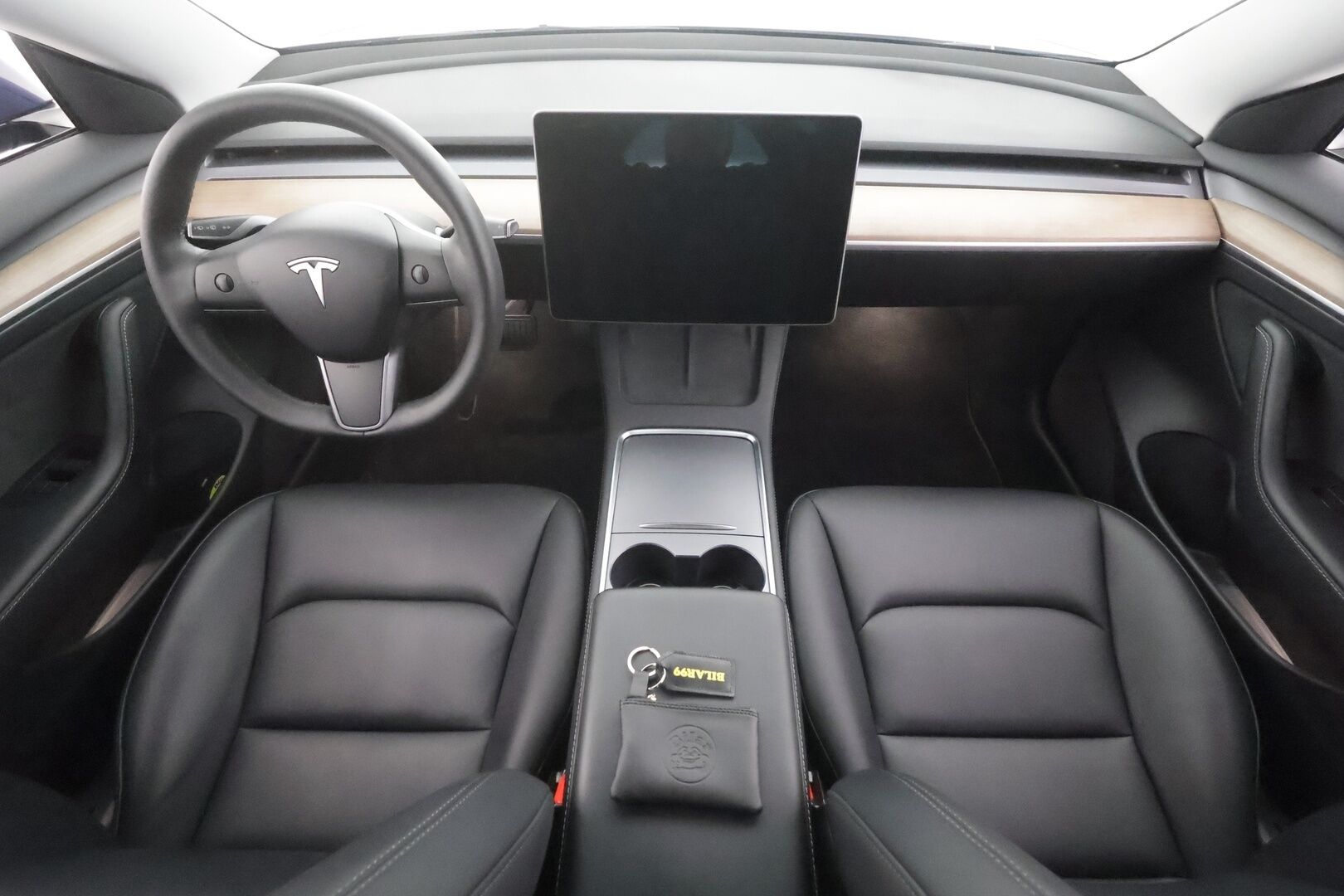 TESLA MODEL 3 2022 Long Range Dual Motor - | ACC | Koukku | ILP | Matrix-LED | Premium Audio | Lasikatto | P.kamera ja tutkat | Nahat | Muistipenkki | Autosteer | 2x renkaat aluin | ALV |