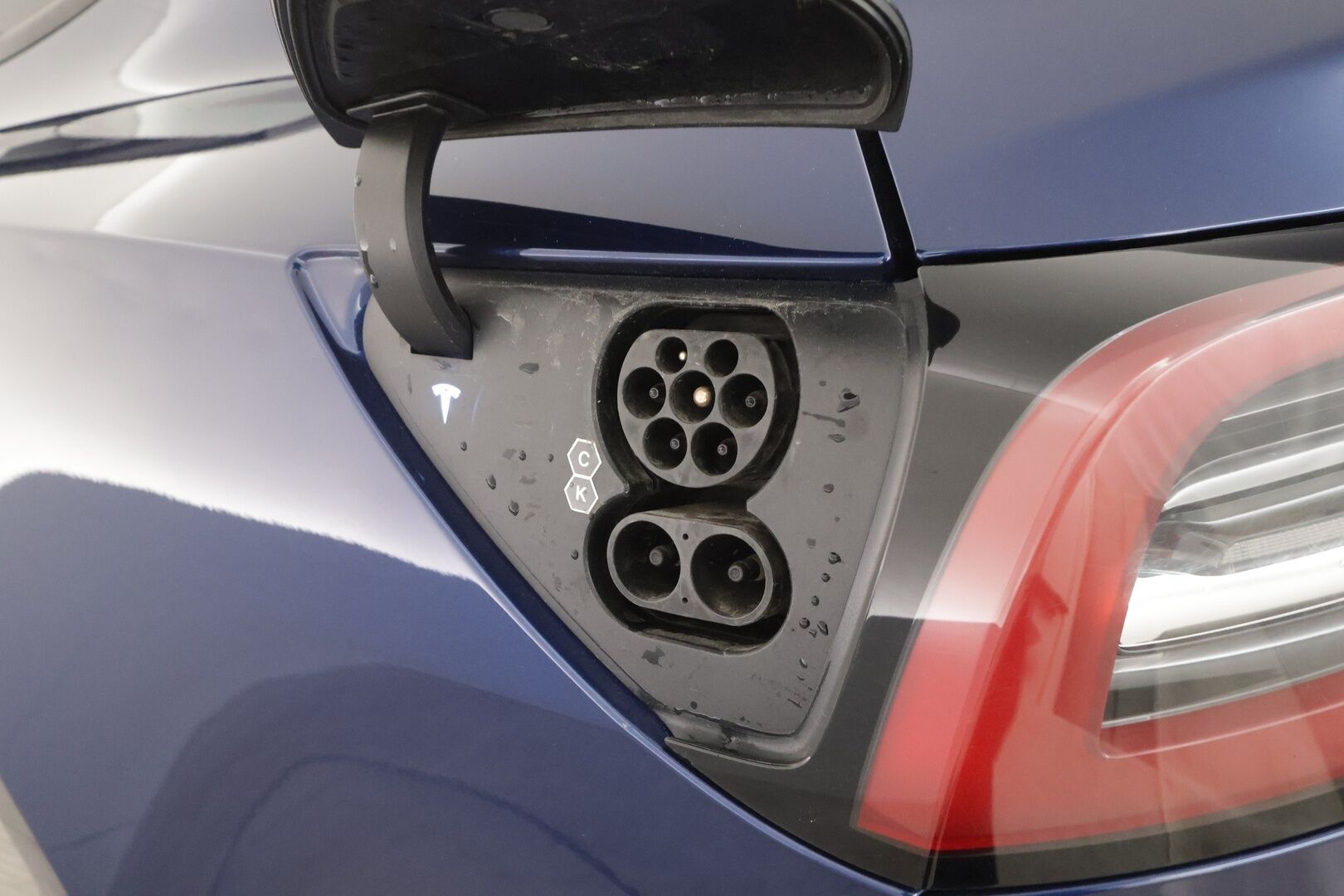 TESLA MODEL 3 2022 Long Range Dual Motor - | ACC | Koukku | ILP | Matrix-LED | Premium Audio | Lasikatto | P.kamera ja tutkat | Nahat | Muistipenkki | Autosteer | 2x renkaat aluin | ALV |