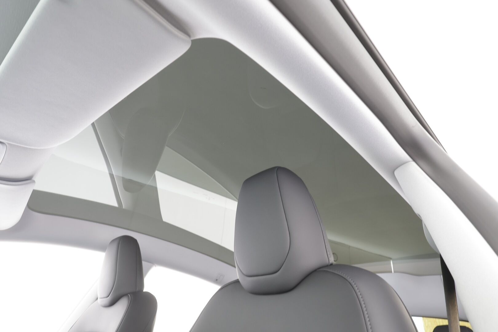 TESLA MODEL Y 2025 Long Range AWD Juniper - | ACC | ILP | Ilmastoidut sähkönahat | Matrix | Premium Audio | Lasikatto | Muistipenkki | Takanäyttö | Ambient light | Sähk. takaluukku | Lämm. ratti | 