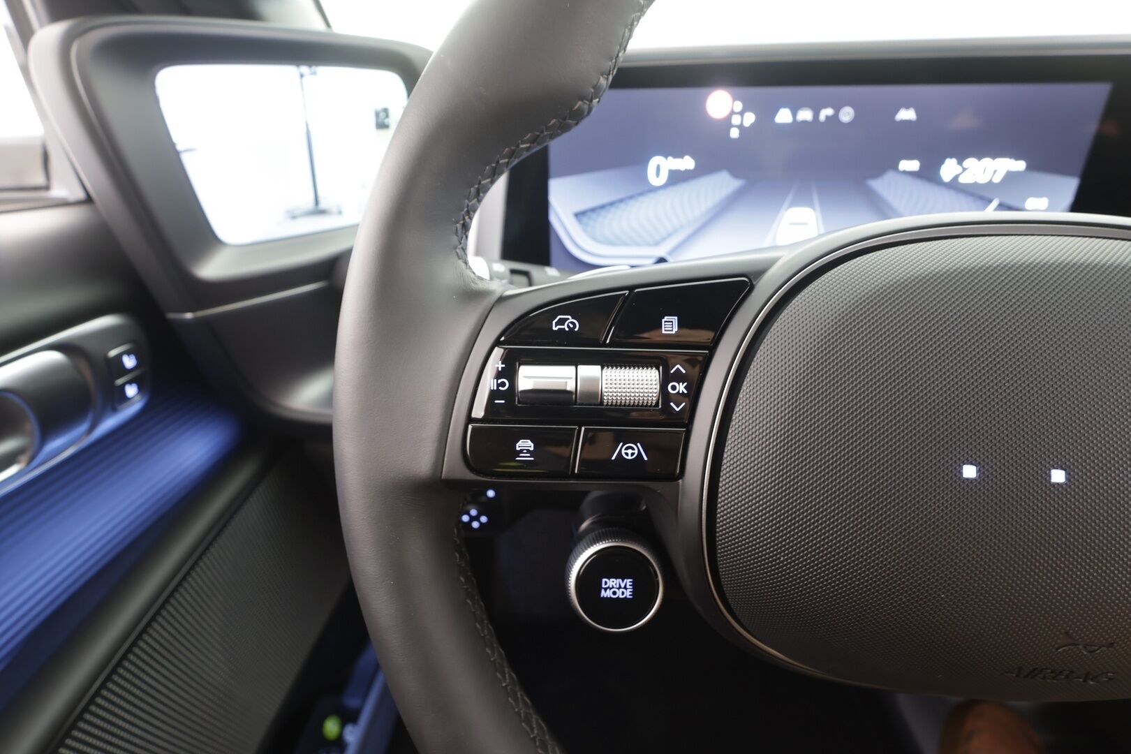 Hyundai IONIQ 6 2024 77 kWh 325 hv AWD Ultimate - | ACC | ILP | HUD | 360° | Bose | Ilm. sähkönahat | Matrix | Kamerapeilit | HDA | BSM | Ambient light | Sähk. takaluukku | Keyless | Lämm. ratti |