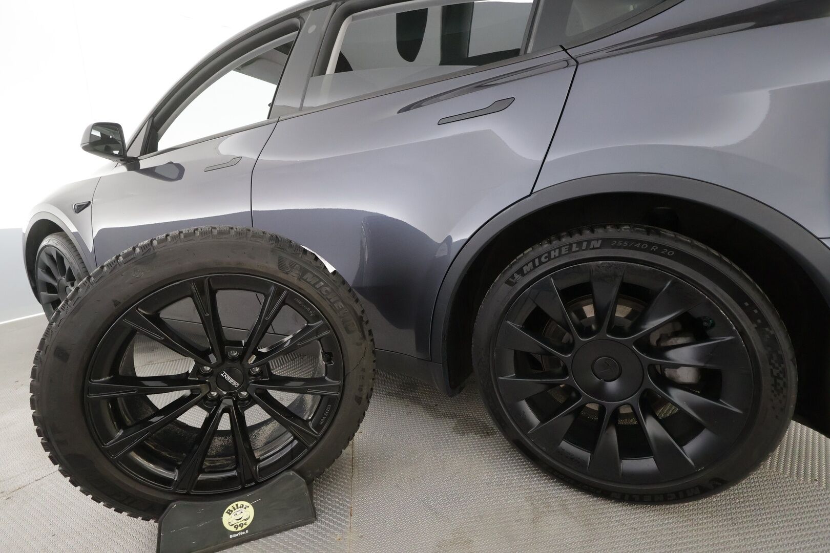 TESLA MODEL Y 2023 RWD - | ACC | ILP | Koukku | Turbine | Ryzen | Premium Audio | Matrix | Lasikatto | Muistipenkki | Sähkönahat | 2x renkaat aluin | ALV | 