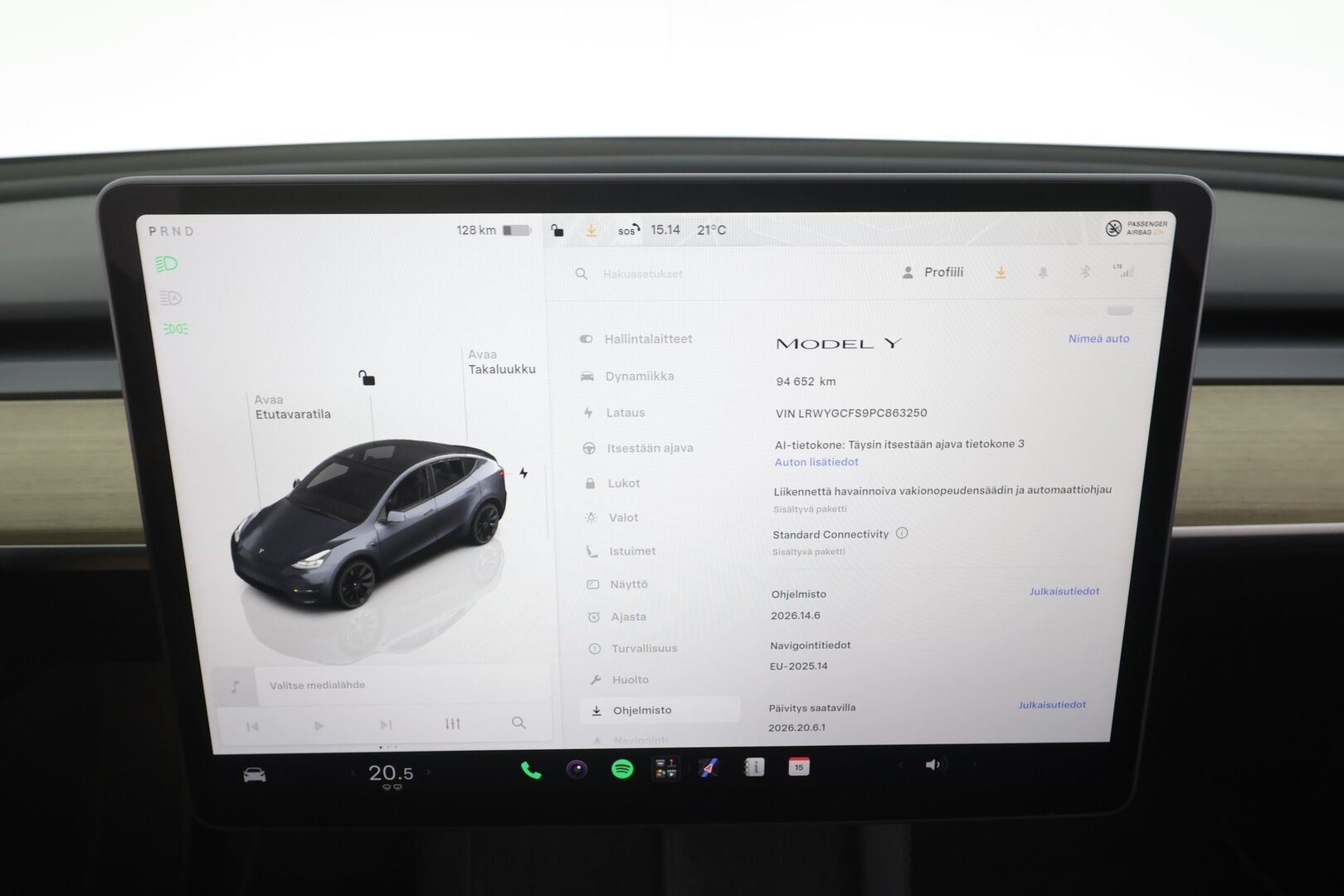 TESLA MODEL Y 2023 RWD - | ACC | ILP | Koukku | Turbine | Ryzen | Premium Audio | Matrix | Lasikatto | Muistipenkki | Sähkönahat | 2x renkaat aluin | ALV | 