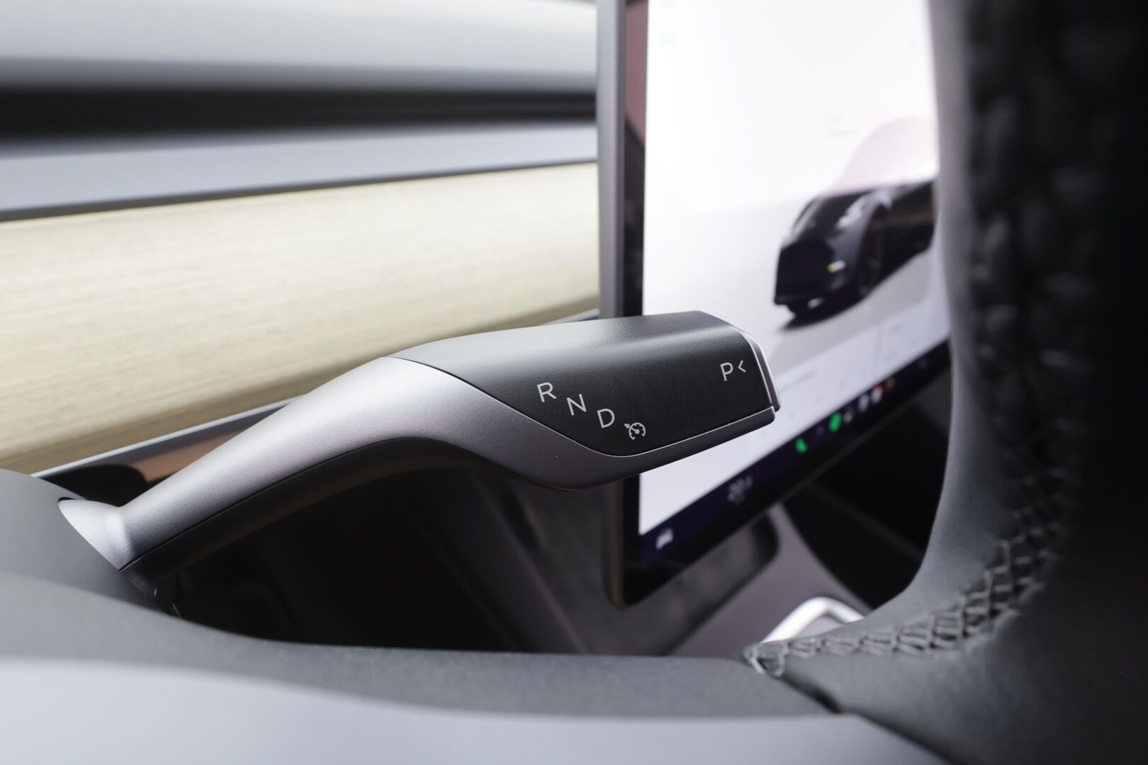 TESLA MODEL Y 2023 RWD - | ACC | ILP | Koukku | Turbine | Ryzen | Premium Audio | Matrix | Lasikatto | Muistipenkki | Sähkönahat | 2x renkaat aluin | ALV | 