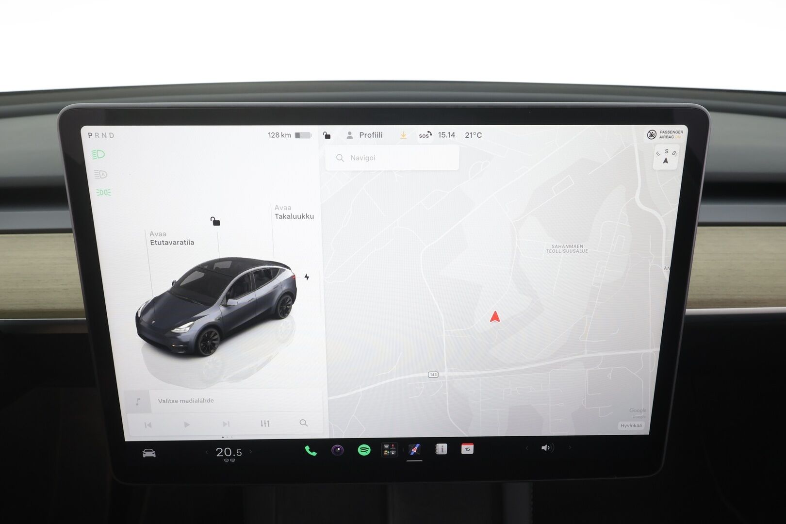 TESLA MODEL Y 2023 RWD - | ACC | ILP | Koukku | Turbine | Ryzen | Premium Audio | Matrix | Lasikatto | Muistipenkki | Sähkönahat | 2x renkaat aluin | ALV | 