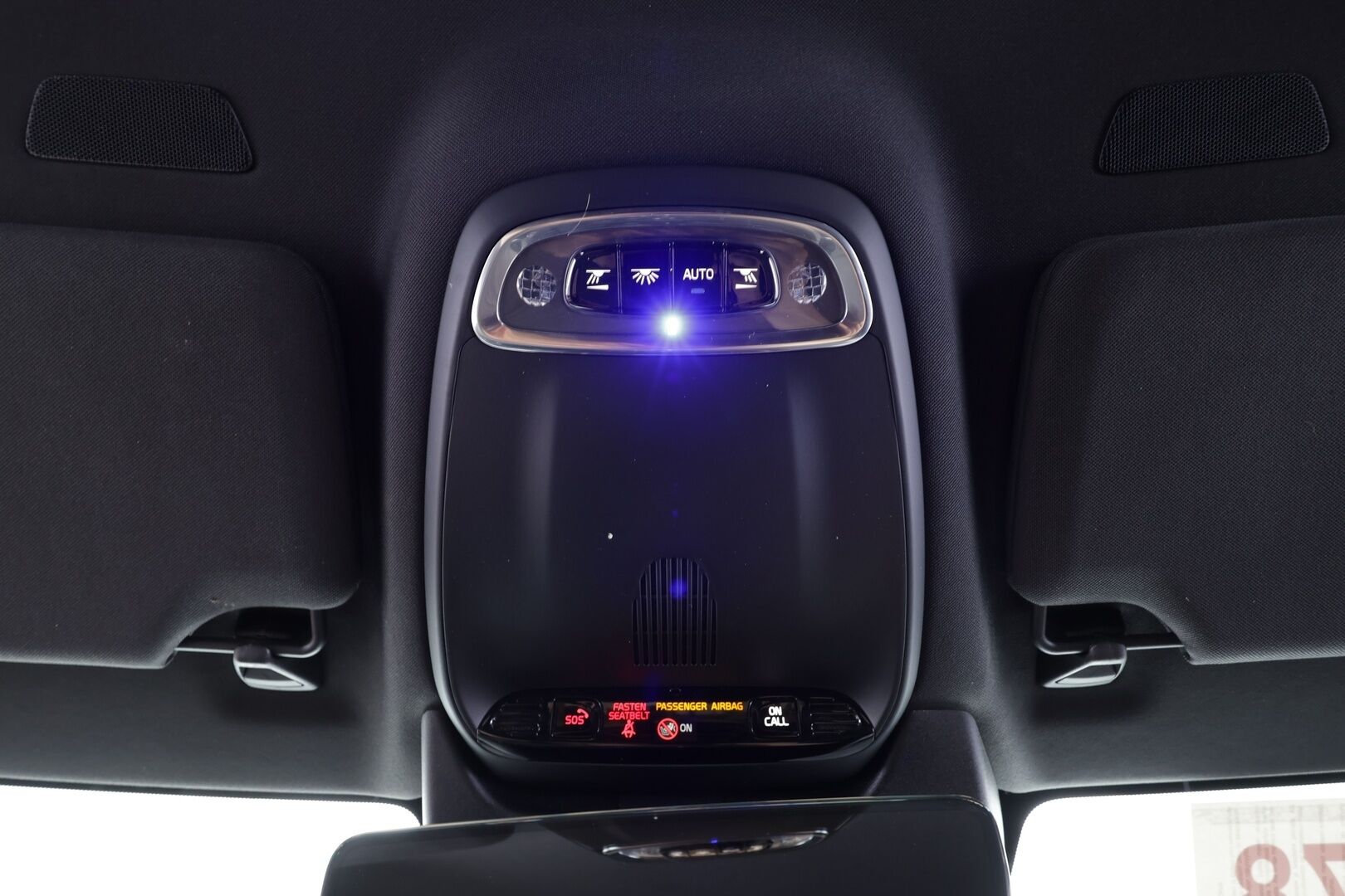 Volvo V90 2017 T5 R-Design - | ACC | Koukku | Webasto | Muistipenkki | Nahka-alcantara | BLIS |Pilot Assist | Full-LED Active | P.kamera | Apple & Android | Digimittari | 