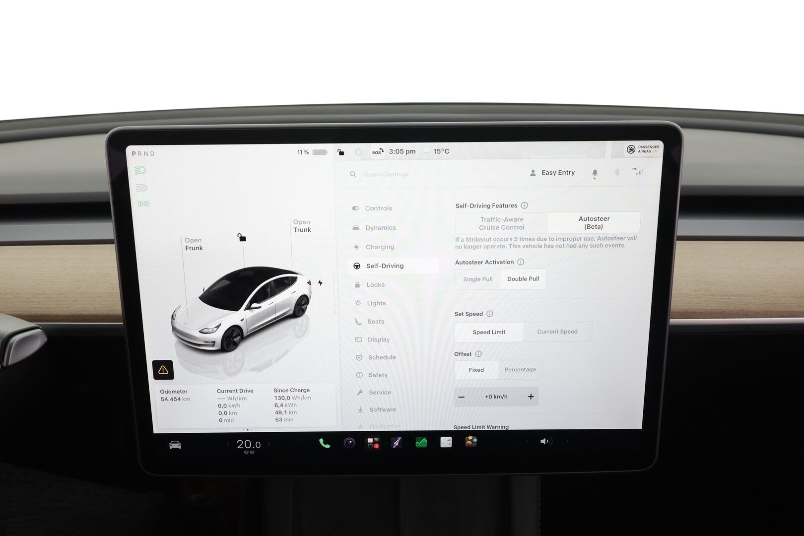 Tesla Model 3 2023 RWD - | ACC | ILP | Ryzen | Lasikatto | Matrix | Muistipenkki | Nahkasisusta | P.kamera | Autosteer | Sähk. takakontti | Lämm. ratti | 2x renkaat aluin |