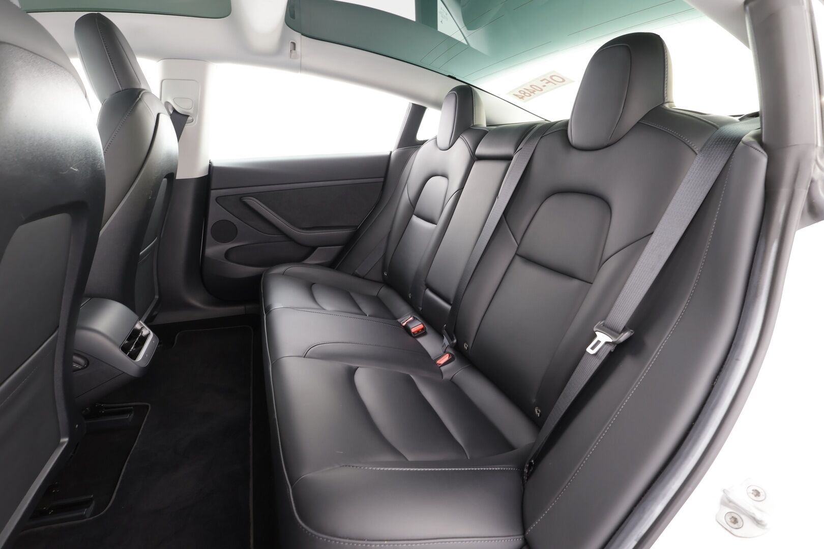 Tesla Model 3 2023 RWD - | ACC | ILP | Ryzen | Lasikatto | Matrix | Muistipenkki | Nahkasisusta | P.kamera | Autosteer | Sähk. takakontti | Lämm. ratti | 2x renkaat aluin |