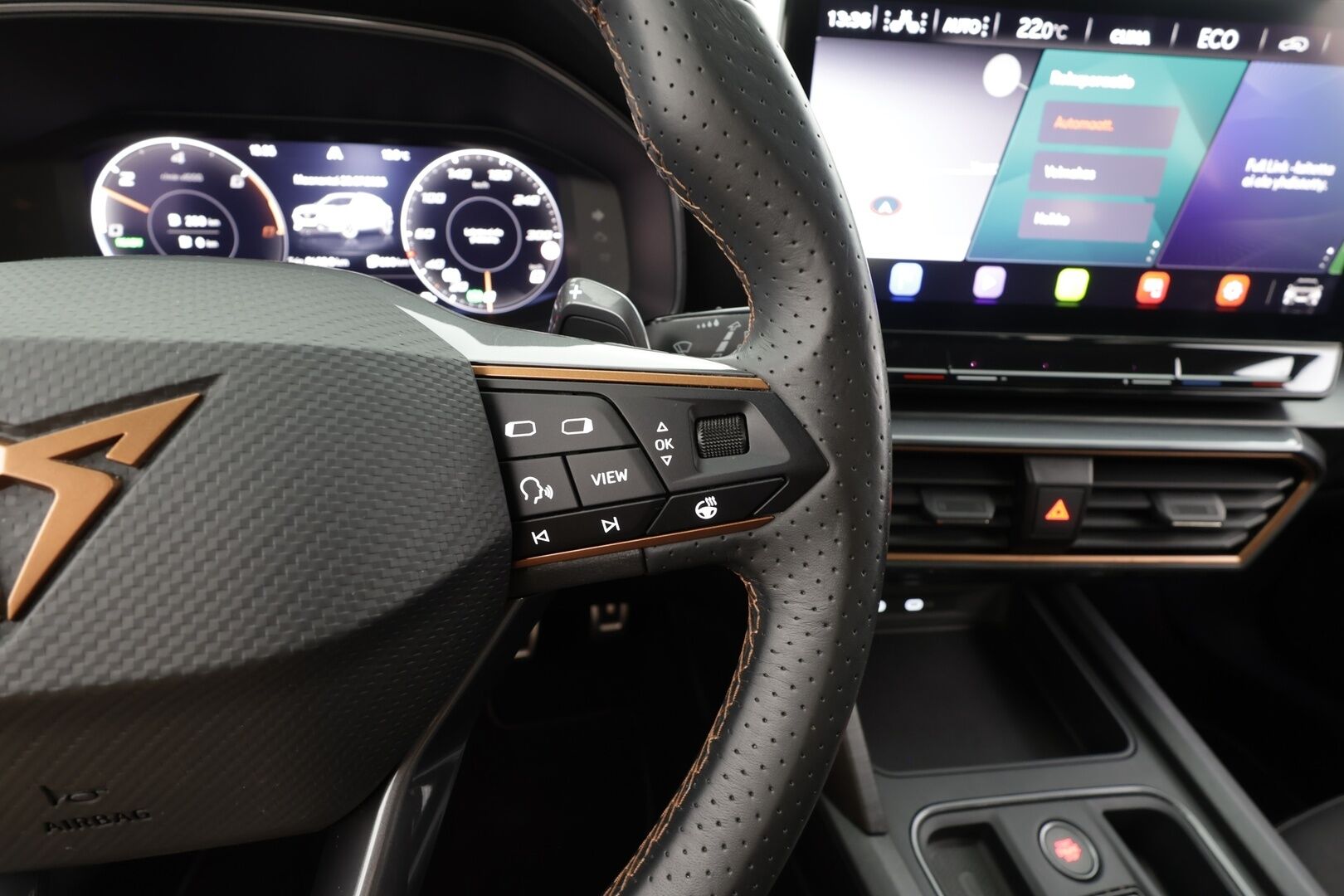 CUPRA Formentor 2024 VZ 1.4 PHEV 180 kW e-HYBRID DSG - | ACC | Koukku | DCC | Puolinahat | Sporttipenkit | Ambient | Travel Assist | Side Assist | RCTA | P.kamera | Keyless | Lämm. ratti | Merkkihuollot |