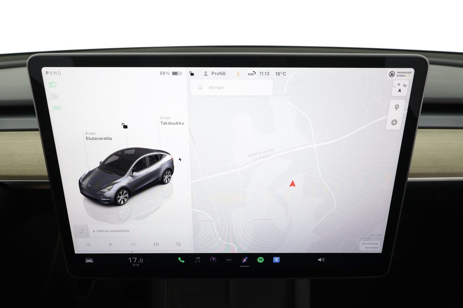 TESLA MODEL Y 2023 RWD - | ACC | ILP | Koukku | Ryzen | Matrix | Premium Audio | Lasikatto | Sähkönahat | Muistipenkki | P.kamera | Autosteer | 2x renkaat aluin | ALV |