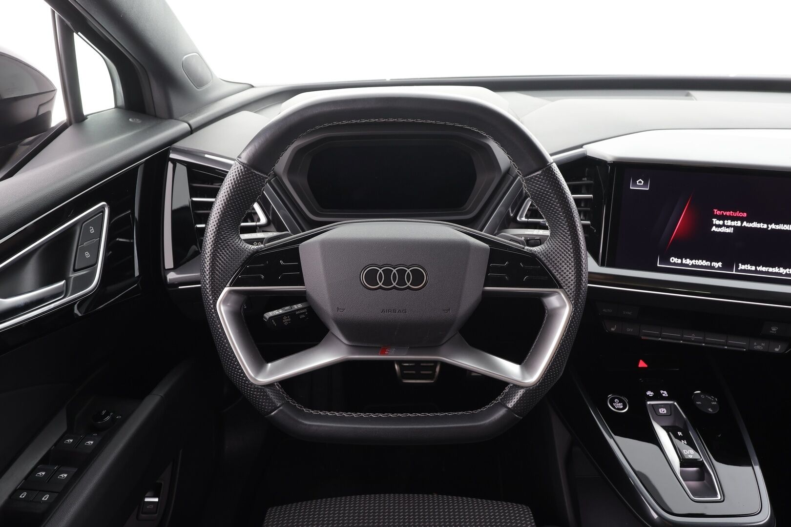 Audi Q4 e-tron 2023 35 S-line - | ACC | ILP | Matrix-LED | P.Kamera | Puolinahat | Digimittaristo | Apple&Android | Matrix-LED | Merkkihuollettu |