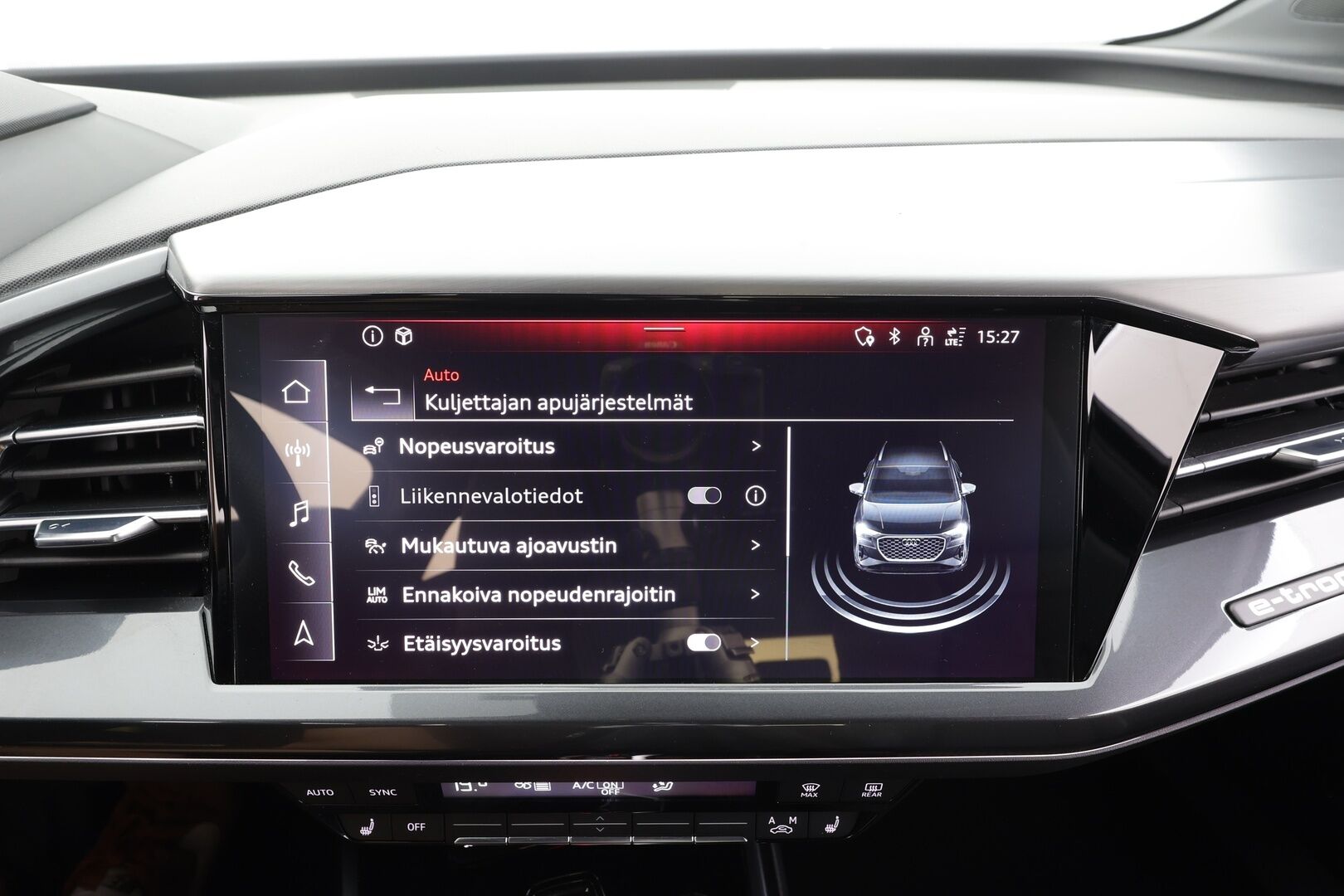 Audi Q4 e-tron 2023 35 S-line - | ACC | ILP | Matrix-LED | P.Kamera | Puolinahat | Digimittaristo | Apple&Android | Matrix-LED | Merkkihuollettu |