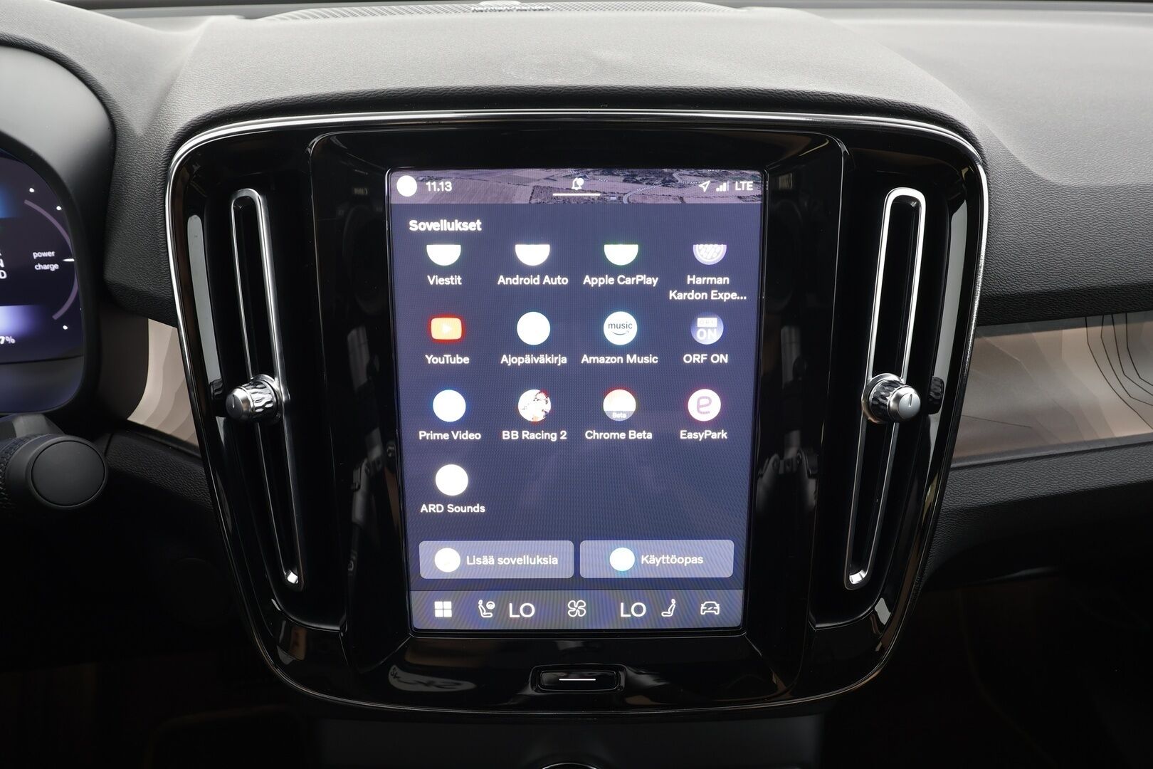 Volvo C40 2023 Recharge Twin Ultimate aut - Vetokoukku | ACC | ILP | Lasikatto | H/K | 360-kamera | Sporttipenkit | Kuskilla Muistipenkki | Ratinlämmitys | LED | Keyless | Apple&Android | 