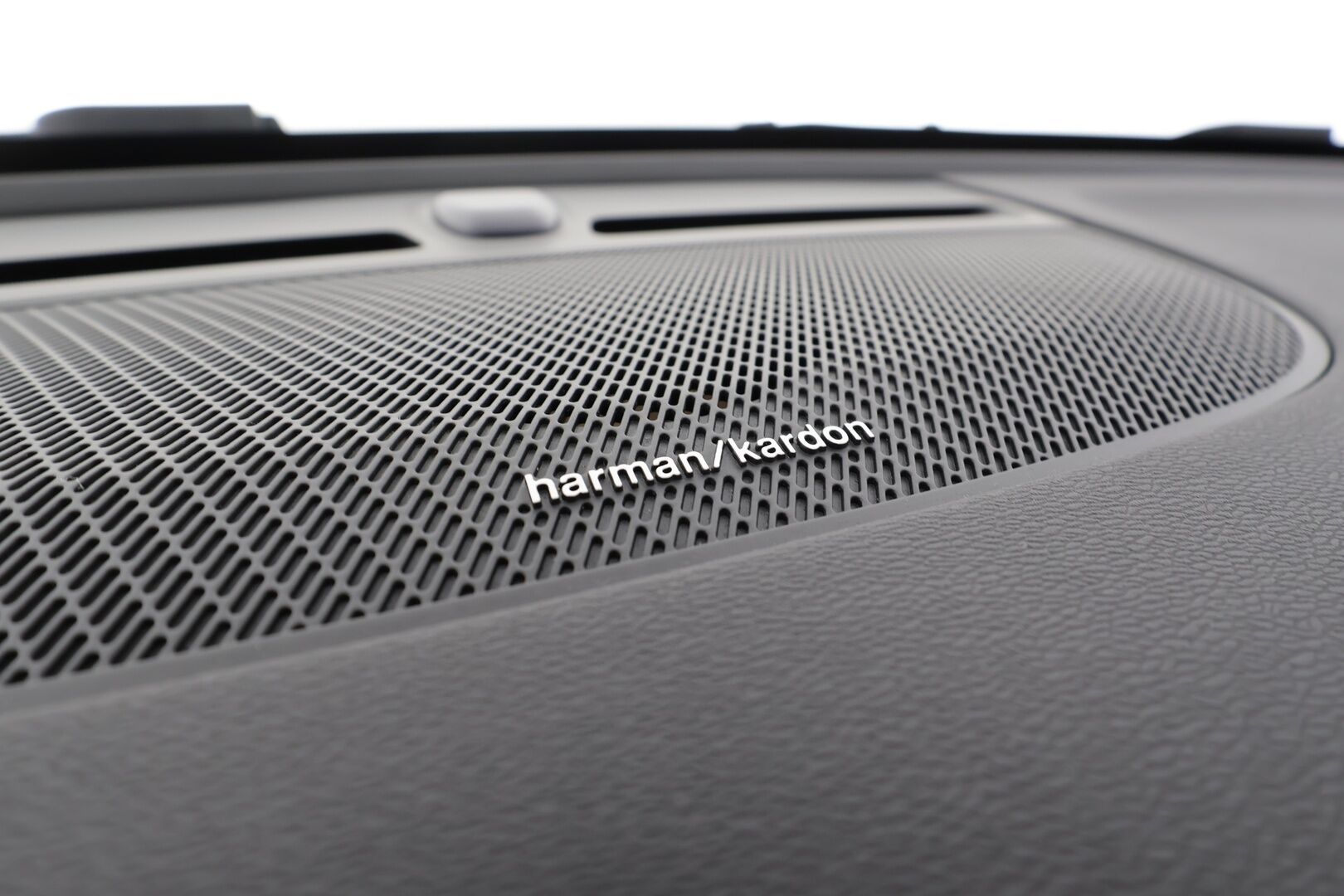 Volvo C40 2023 Recharge Twin Ultimate aut - | ACC | ILP | Lasikatto | H/K | 360-kamera | Sporttipenkit | Ratinlämmitys | LED | Keyless | Apple&Android | 