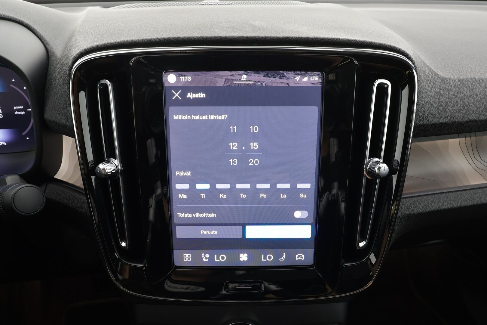 Volvo C40 2023 Recharge Twin Ultimate aut - Vetokoukku | ACC | ILP | Lasikatto | H/K | 360-kamera | Sporttipenkit | Kuskilla Muistipenkki | Ratinlämmitys | LED | Keyless | Apple&Android | 