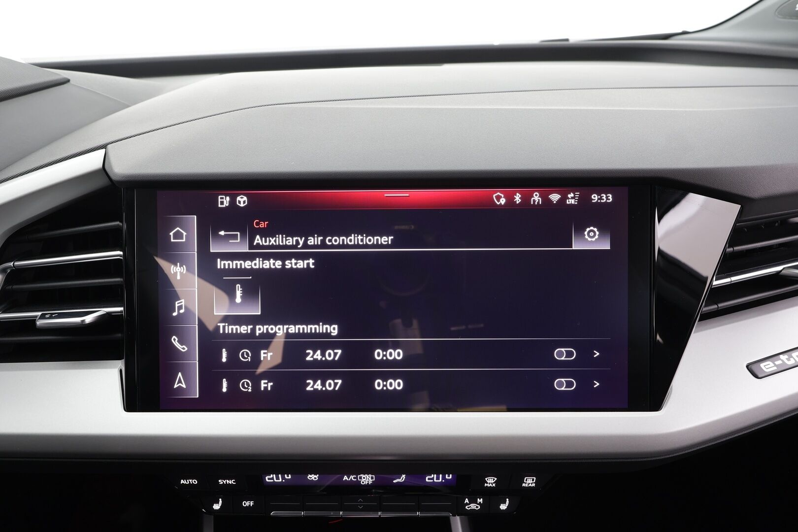 AUDI Q4 E-TRON 2025 45 e-tron quattro Proline Advanced - | Akuston esilämmitys | ACC | ILP | Koukku | Matrix-LED | Sonos | P.Kamera | Sporttipenkit | Keyless | Apple&Android | 1.Om Suomi-auto | Kahdet Renkaat | Merkkihuollettu |