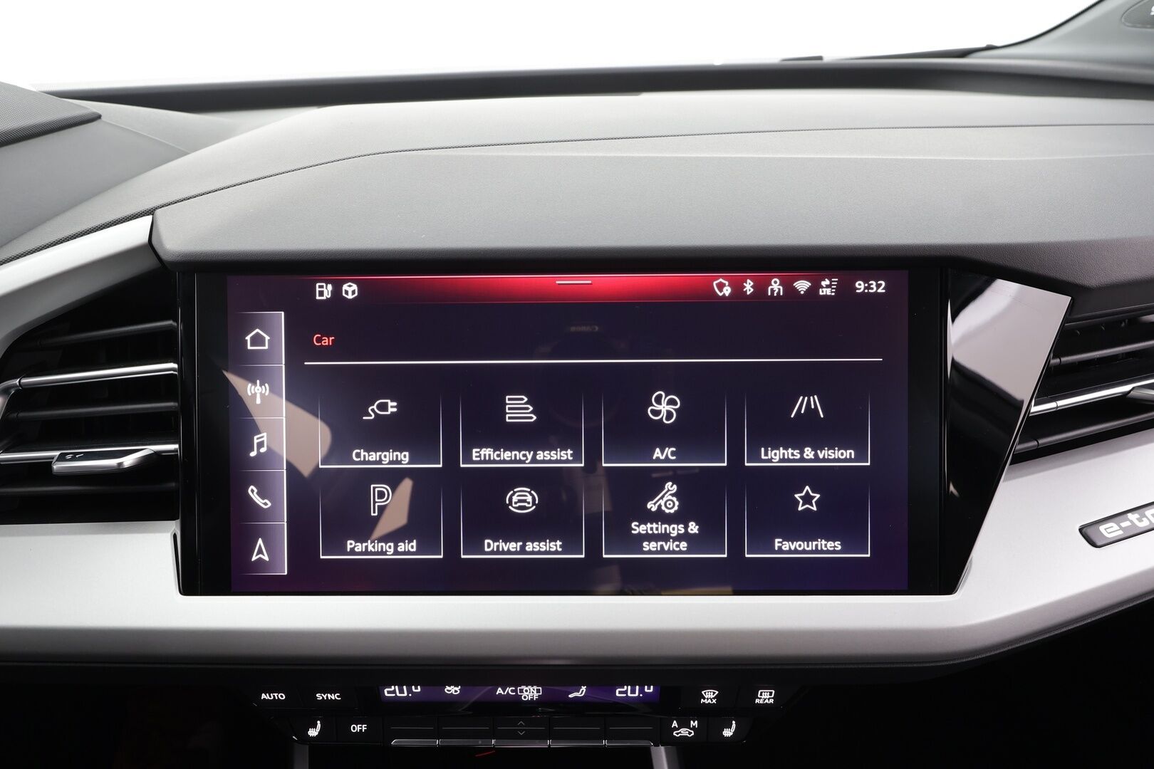 AUDI Q4 E-TRON 2025 45 e-tron quattro Proline Advanced - | Akuston esilämmitys | ACC | ILP | Koukku | Matrix-LED | Sonos | P.Kamera | Sporttipenkit | Keyless | Apple&Android | 1.Om Suomi-auto | Kahdet Renkaat | Merkkihuollettu |