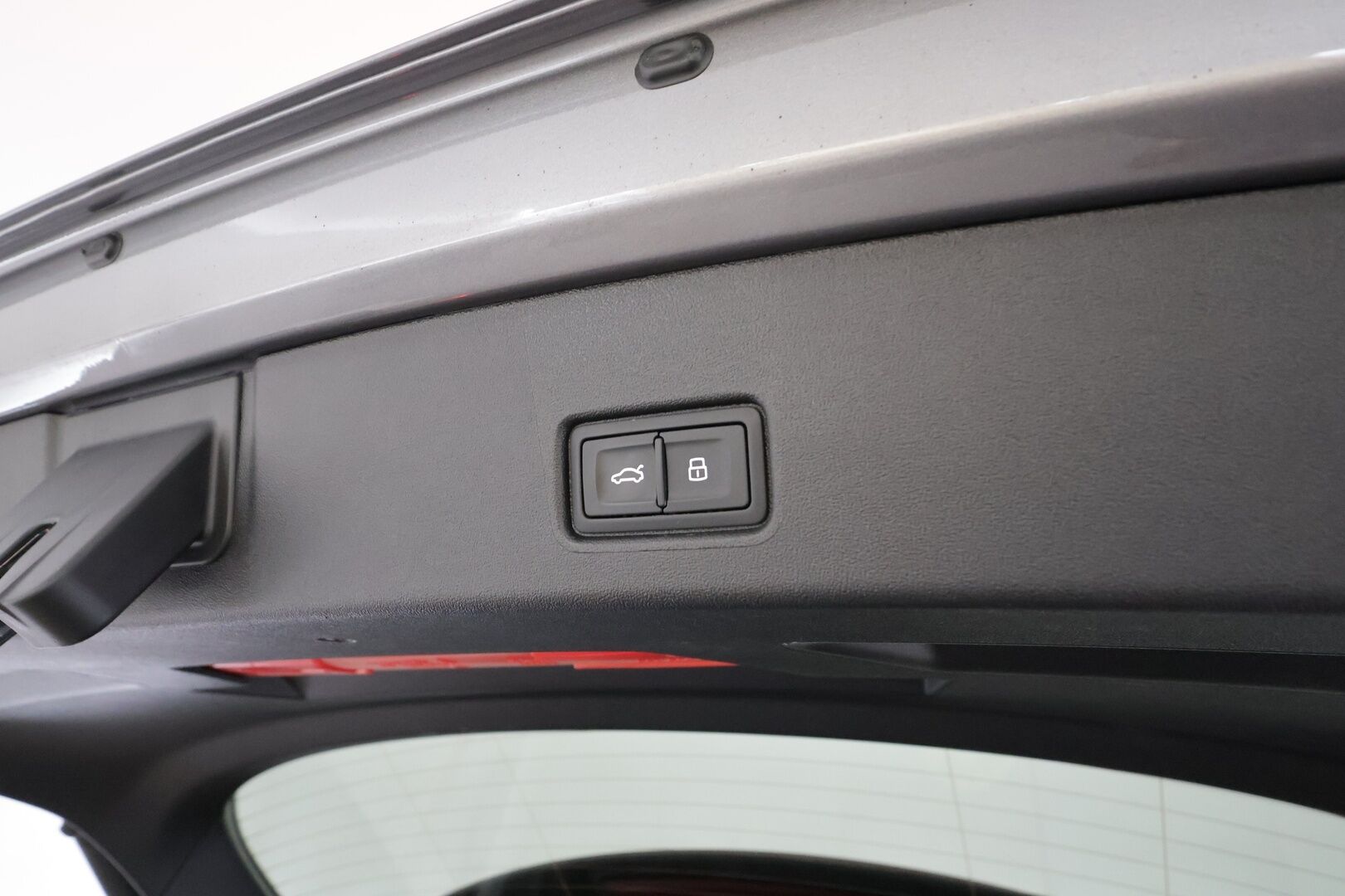 AUDI Q4 E-TRON 2025 45 e-tron quattro Proline Advanced - | Akuston esilämmitys | ACC | ILP | Koukku | Matrix-LED | Sonos | P.Kamera | Sporttipenkit | Keyless | Apple&Android | 1.Om Suomi-auto | Kahdet Renkaat | Merkkihuollettu |