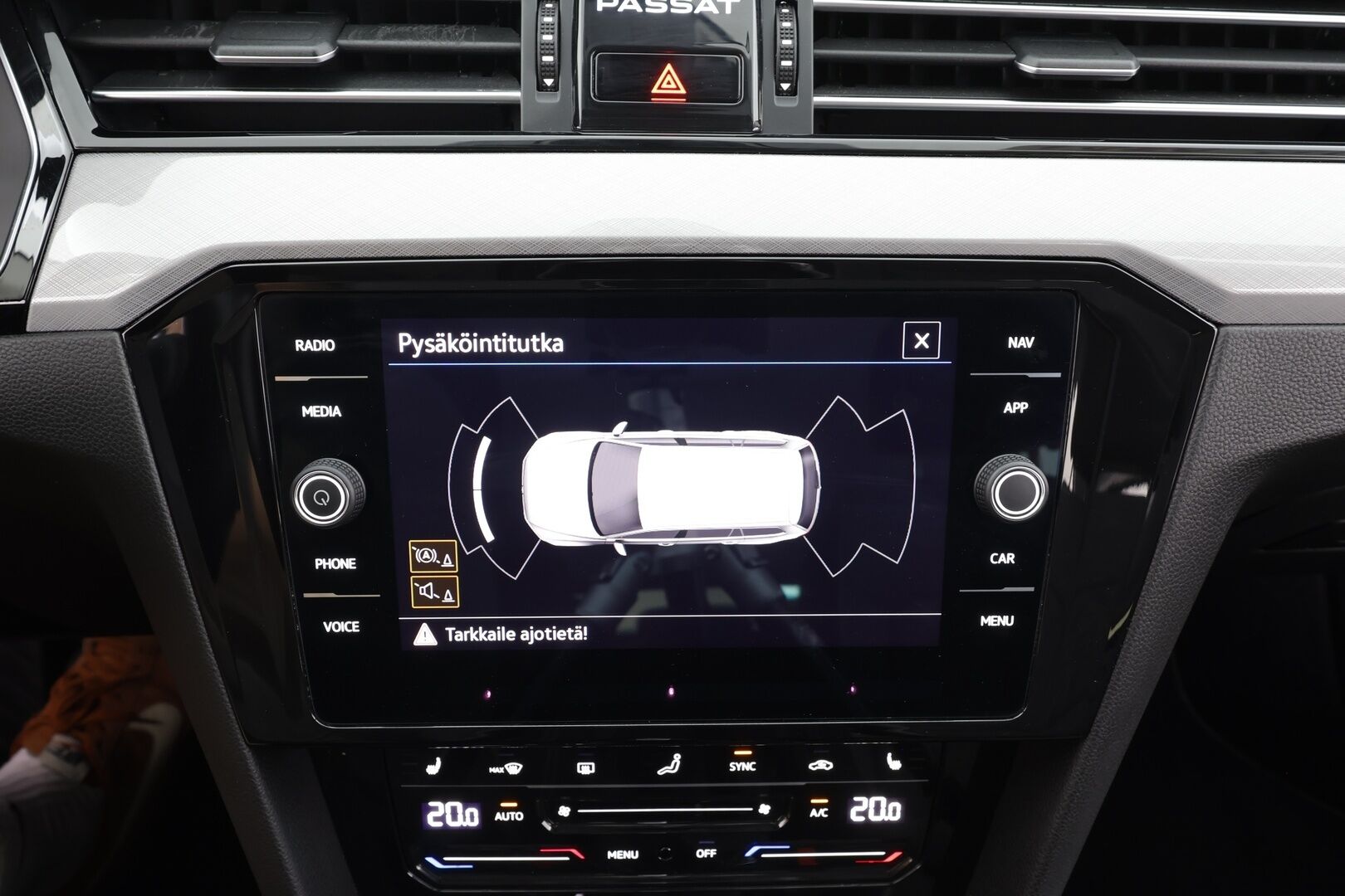 Volkswagen Passat 2023 Variant Comfort Business 1,5 TSI EVO 110 kW DSG - | ACC | Koukku | LED | Ergo comfort Istuin | P.tutkat | Navi | Apple&Android | 