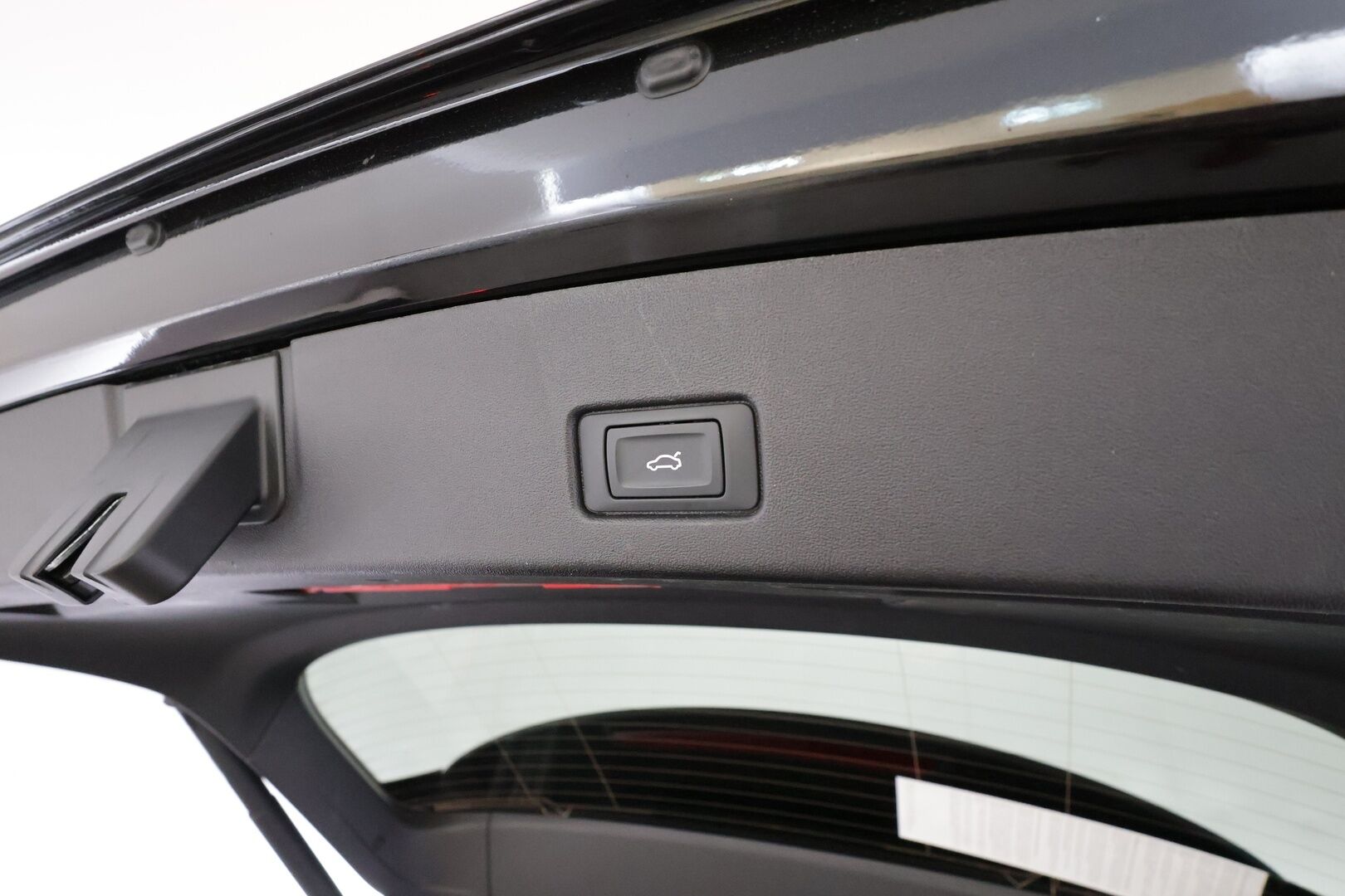 AUDI Q4 E-TRON 2023 50 e-tron quattro - | ACC | ILP | Koukku | Matrix-LED | P.Kamera | Sporttipenkit | Ratinlämmitys | Apple&Android | Kahdet Renkaat |