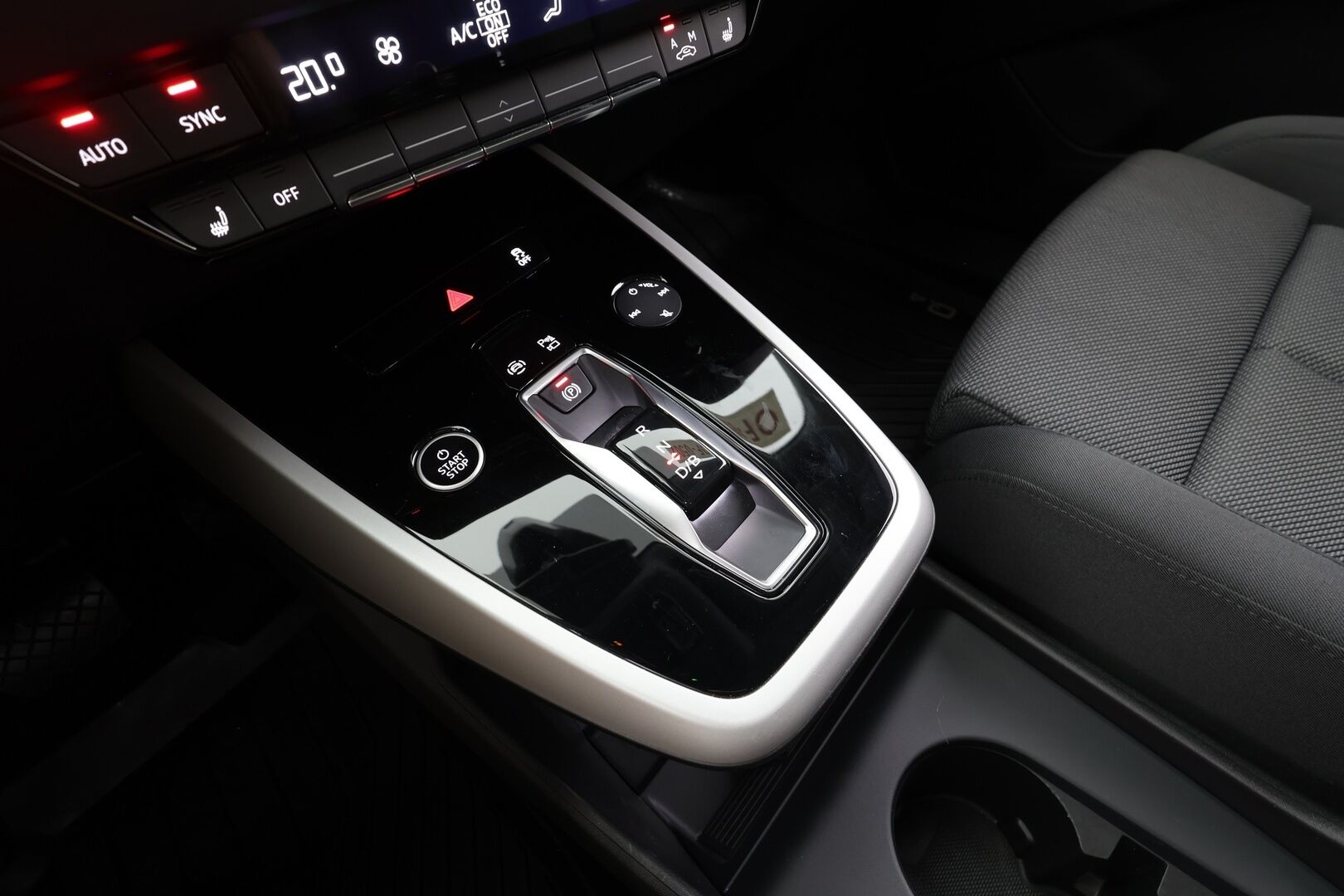 AUDI Q4 E-TRON 2023 50 e-tron quattro - | ACC | ILP | Koukku | Matrix-LED | P.Kamera | Sporttipenkit | Ratinlämmitys | Apple&Android | Kahdet Renkaat |