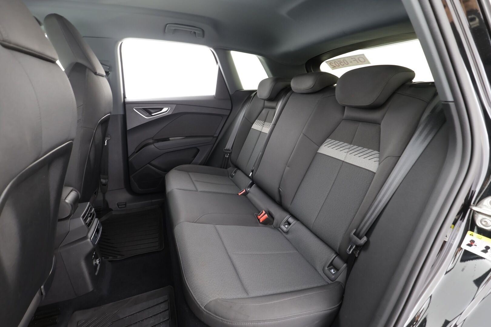 AUDI Q4 E-TRON 2023 50 e-tron quattro - | ACC | ILP | Koukku | Matrix-LED | P.Kamera | Sporttipenkit | Ratinlämmitys | Apple&Android | Kahdet Renkaat |