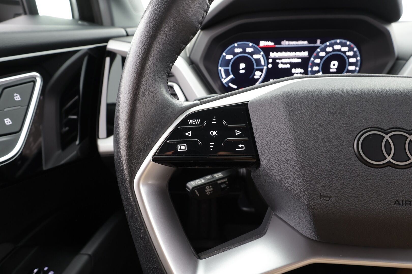 AUDI Q4 E-TRON 2023 50 e-tron quattro - | ACC | ILP | Koukku | Matrix-LED | P.Kamera | Sporttipenkit | Ratinlämmitys | Apple&Android | Kahdet Renkaat |
