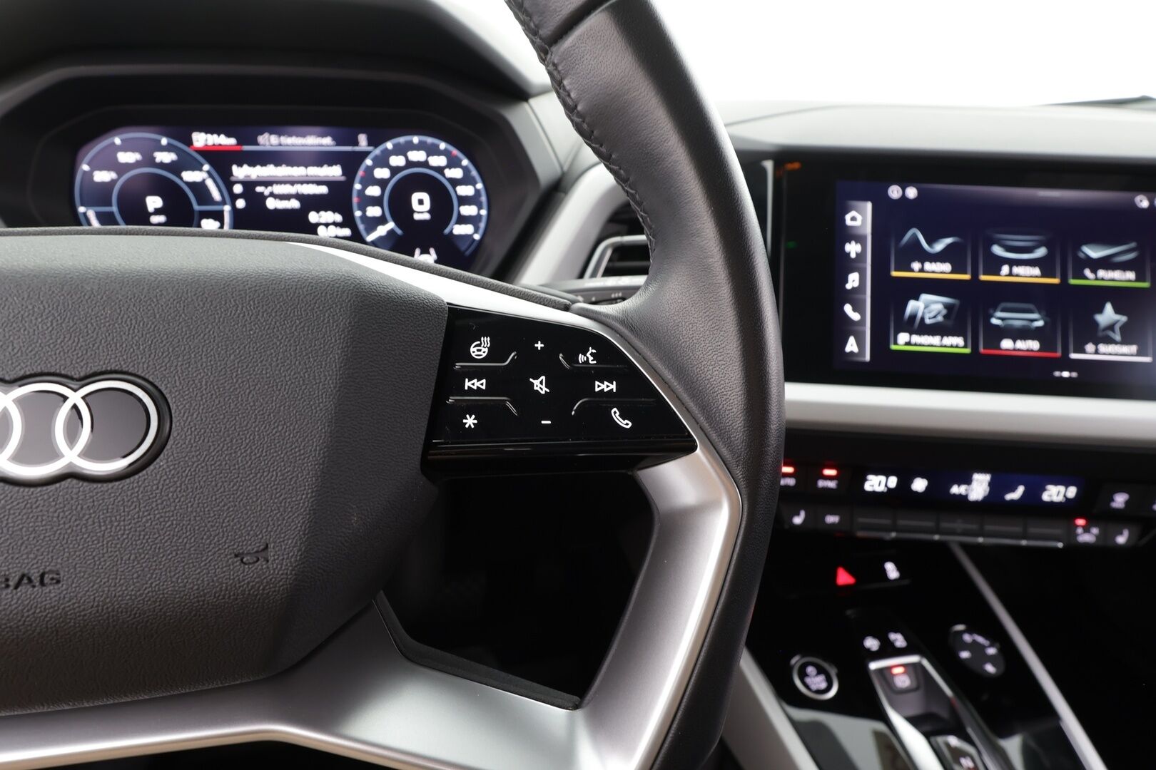 AUDI Q4 E-TRON 2023 50 e-tron quattro - | ACC | ILP | Koukku | Matrix-LED | P.Kamera | Sporttipenkit | Ratinlämmitys | Apple&Android | Kahdet Renkaat |