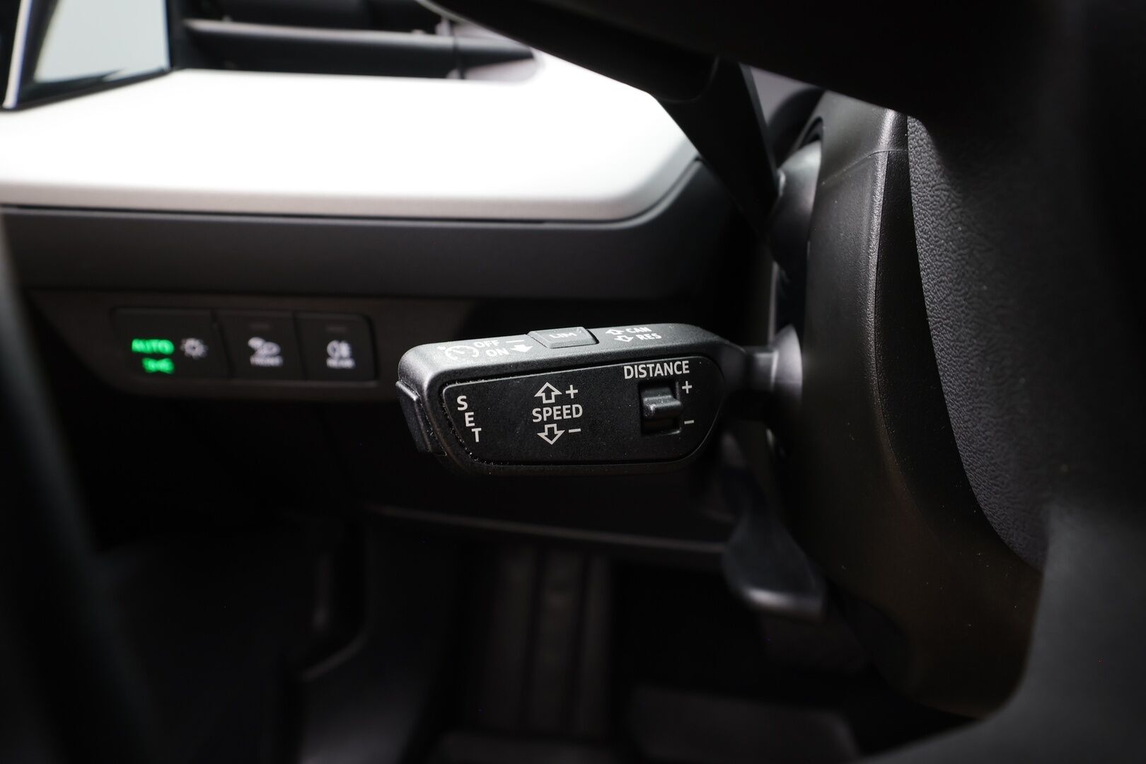 AUDI Q4 E-TRON 2023 50 e-tron quattro - | ACC | ILP | Koukku | Matrix-LED | P.Kamera | Sporttipenkit | Ratinlämmitys | Apple&Android | Kahdet Renkaat |