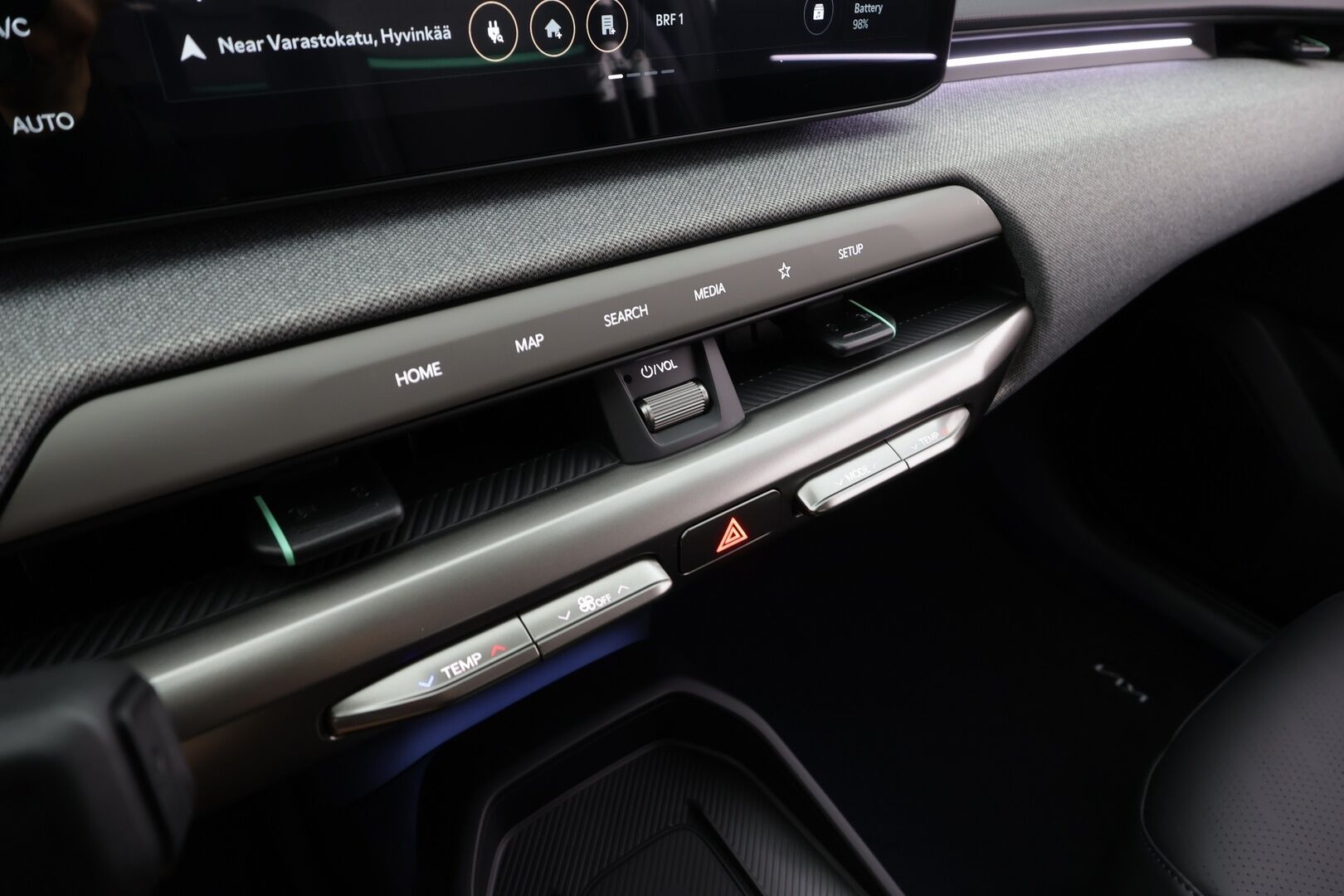 KIA EV4 2026 Fastback Business Plus Long Range - | ACC | ILP | Puolinahat | Matrix-LED | Sähköpenkki | P.kamera | Keyless | HDA | BSM | Ambient Light | Apple & Android | Tehdastakuu! |