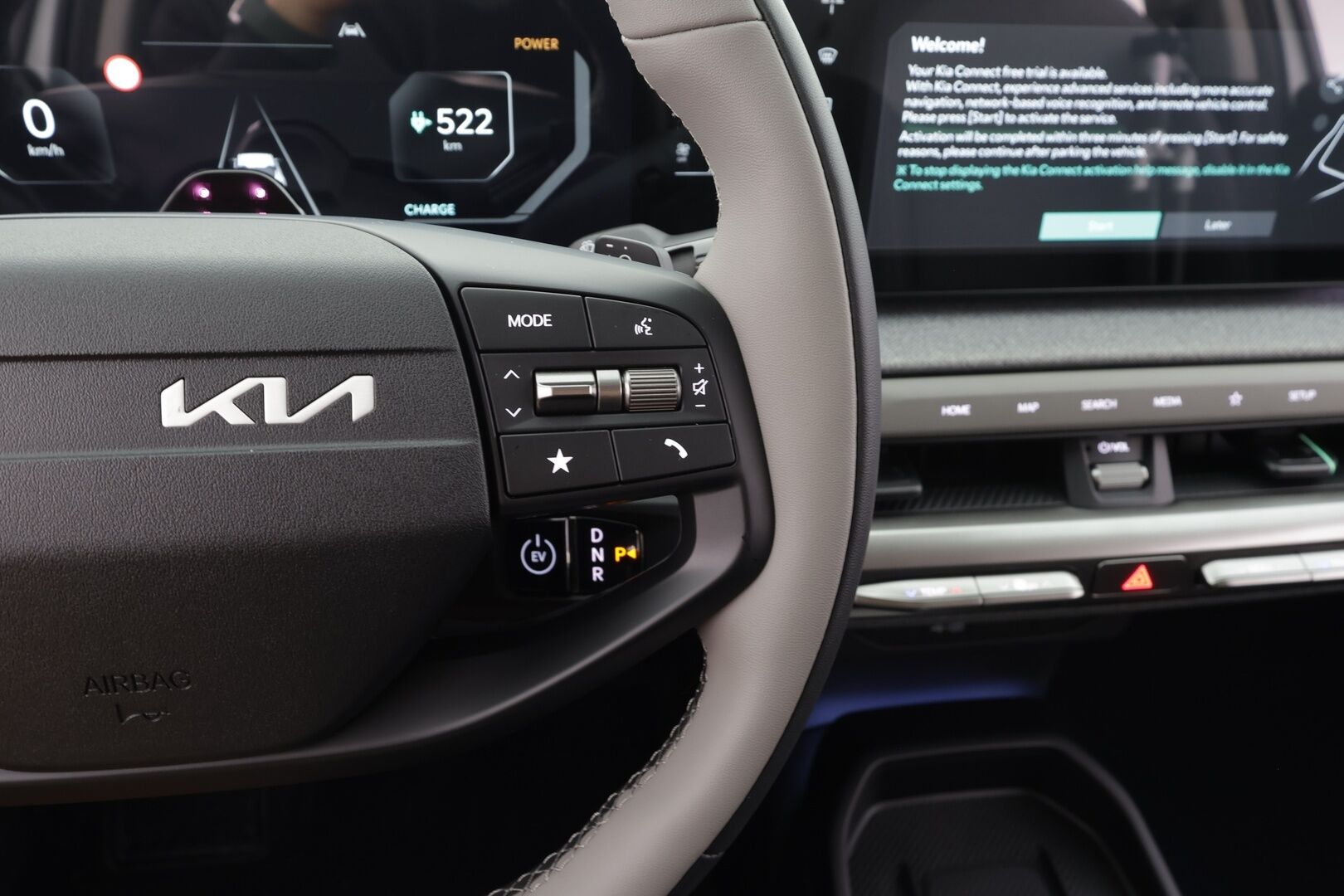 KIA EV4 2026 Fastback Business Plus Long Range - | ACC | ILP | Puolinahat | Matrix-LED | Sähköpenkki | P.kamera | Keyless | HDA | BSM | Ambient Light | Apple & Android | Tehdastakuu! |