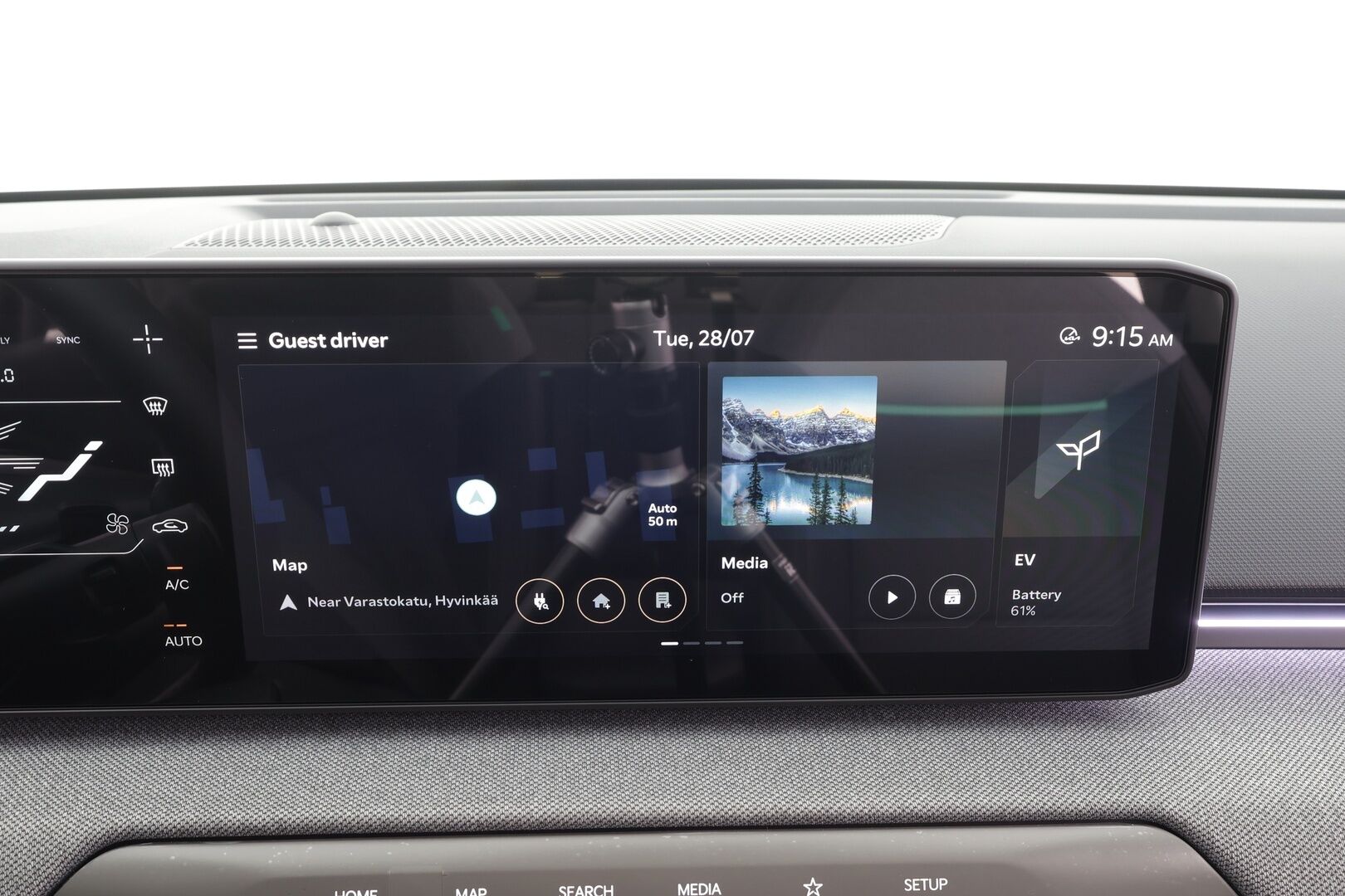 KIA EV4 2026 Earth FWD 81,4kWh 204hv 4D - | ACC | ILP | Puolinahat | Matrix-LED | Sähköpenkki | P.kamera | Keyless | HDA | BSM | Ambient Light | Apple & Android | Tehdastakuu! |