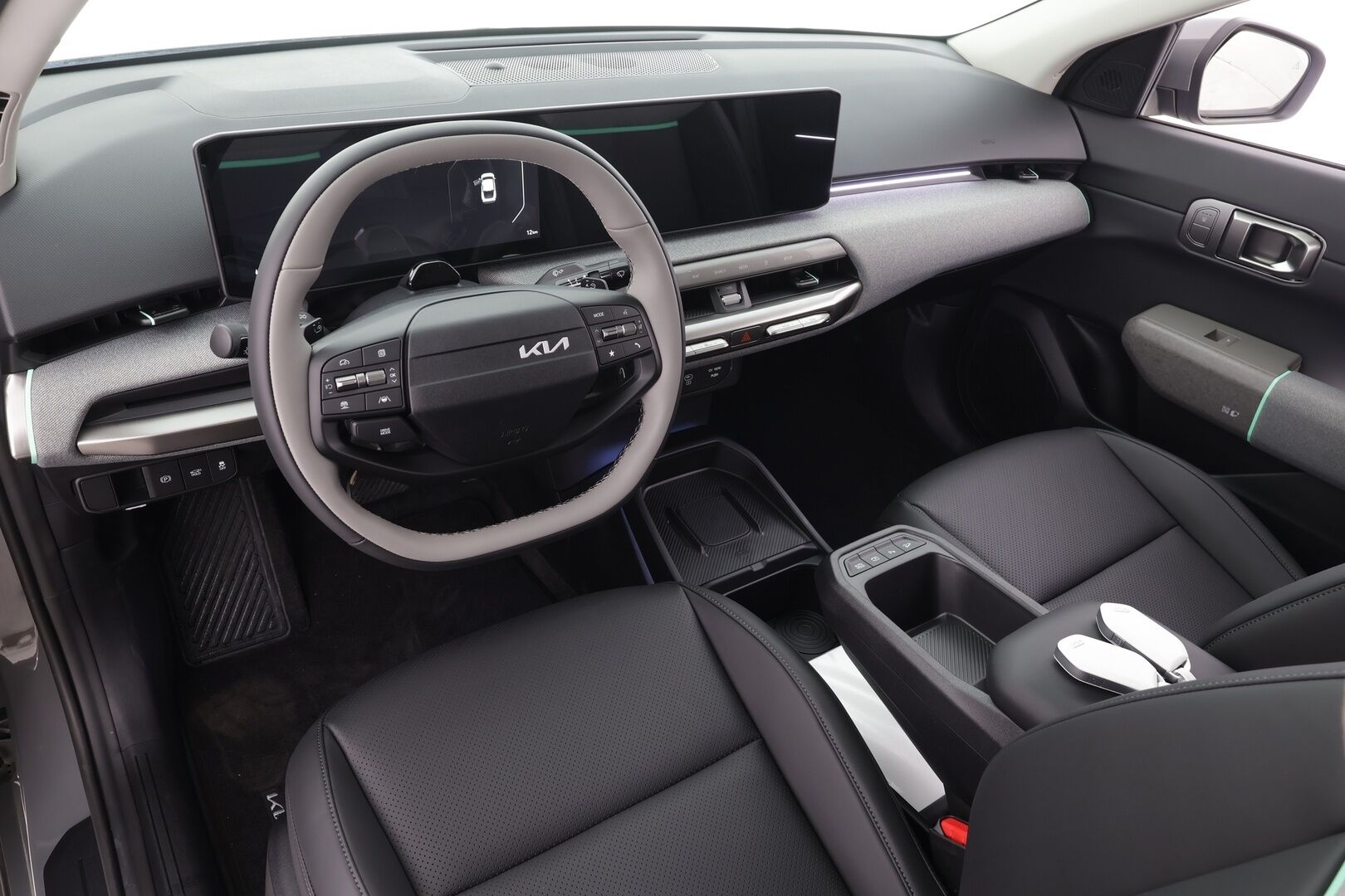 KIA EV4 2026 Earth FWD 81,4kWh 204hv 4D - | ACC | ILP | Puolinahat | Matrix-LED | Sähköpenkki | P.kamera | Keyless | HDA | BSM | Ambient Light | Apple & Android | Tehdastakuu! |