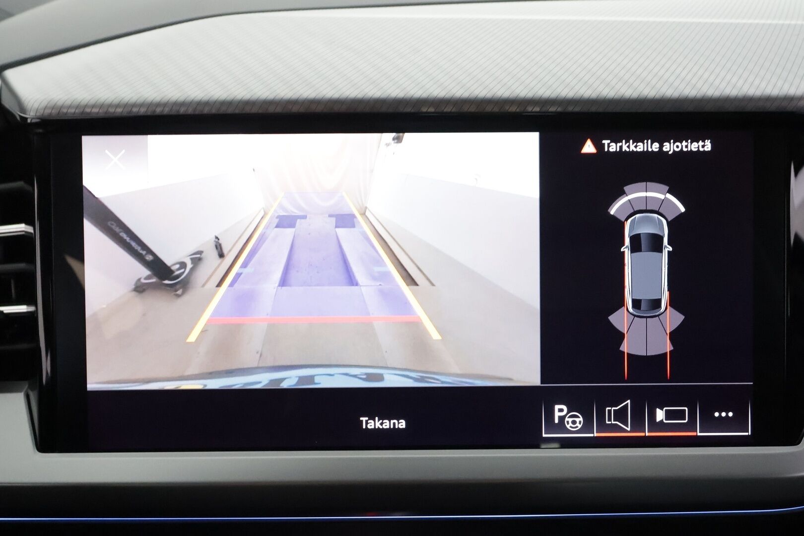 AUDI Q4 E-TRON 2023 50 Sportback Quattro - | ACC | ILP | SONOS | Sporttinahat | Panorama | Matrix-LED | Ambient light | P.kamera | Keyless | Navi | Sähk. takaluukku | ALV |