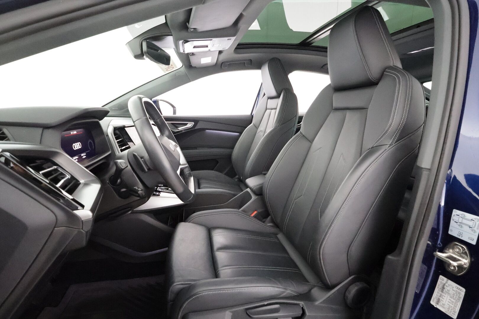 AUDI Q4 E-TRON 2023 50 Sportback Quattro - | ACC | ILP | SONOS | Sporttinahat | Panorama | Matrix-LED | Ambient light | P.kamera | Keyless | Navi | Sähk. takaluukku | ALV |