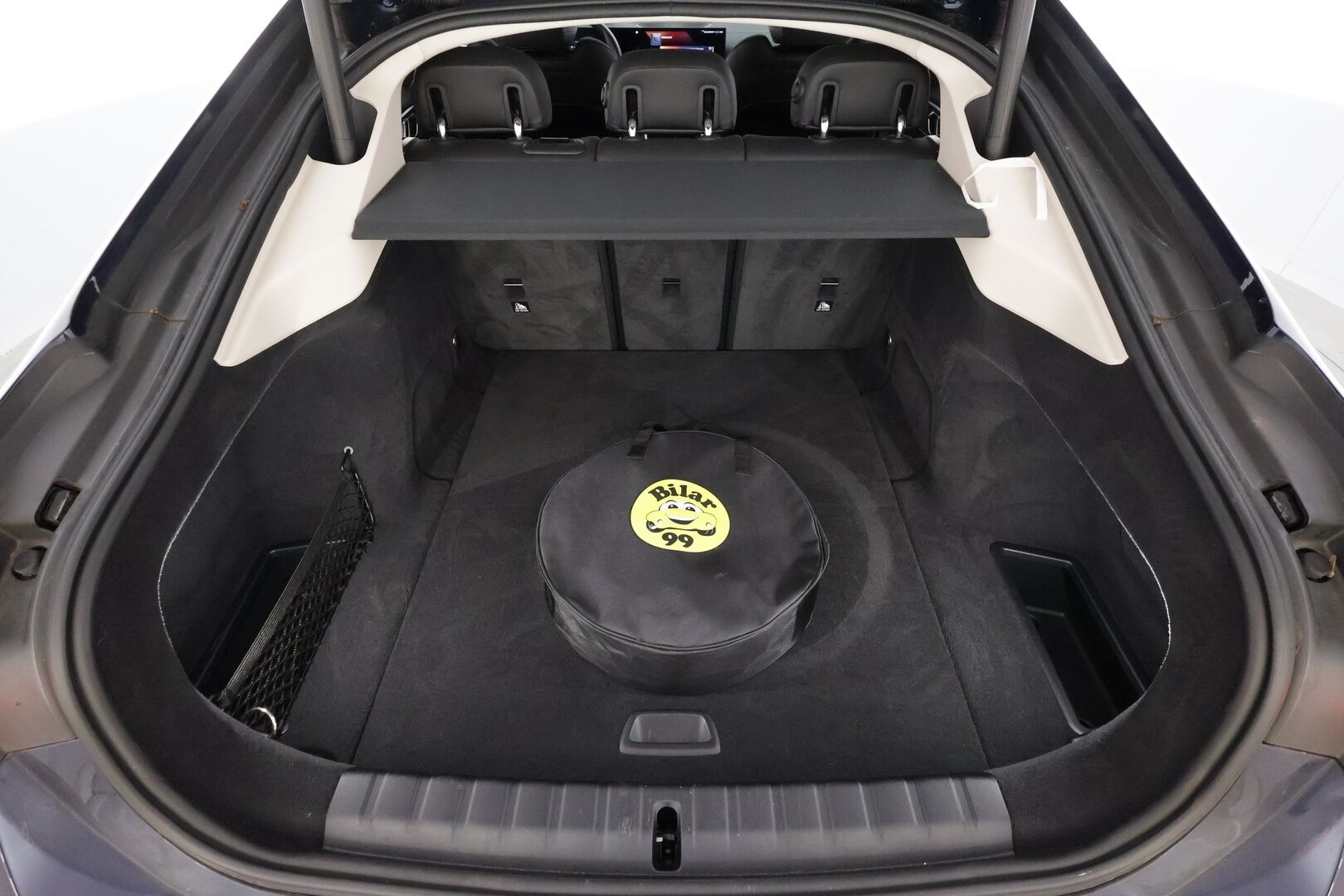 BMW i4 2023 eDrive40 Charged Plus - | ACC | Akkukäyttöinen | Laser Light LED | HUD | Widescreen | 360-Kamera | H/K | Muistipenkki | Comfort Access | Apple&Android | Kahdet Renkaat |