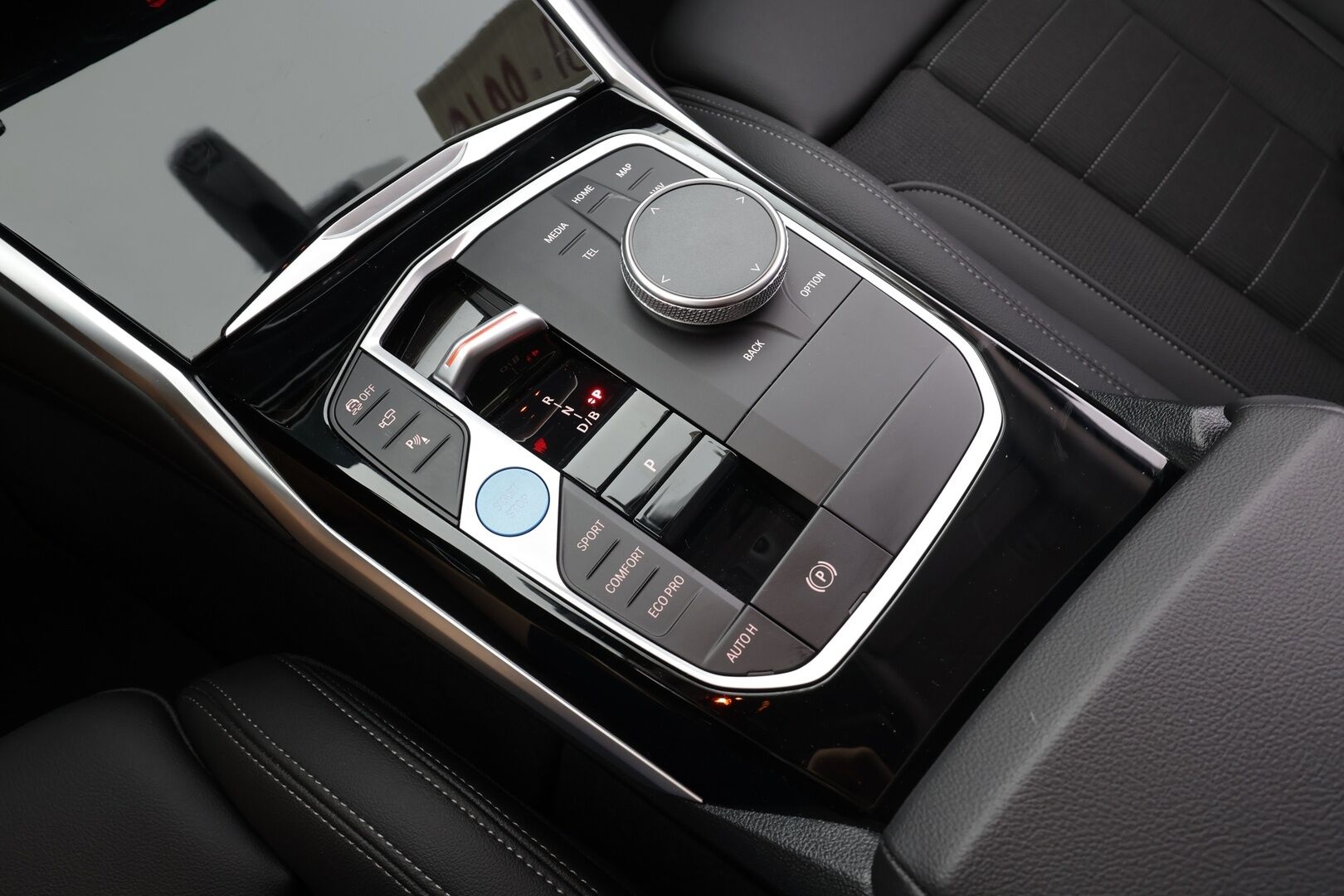 BMW i4 2023 eDrive40 Charged Plus - | ACC | Akkukäyttöinen | Laser Light LED | HUD | Widescreen | 360-Kamera | H/K | Muistipenkki | Comfort Access | Apple&Android | Kahdet Renkaat |