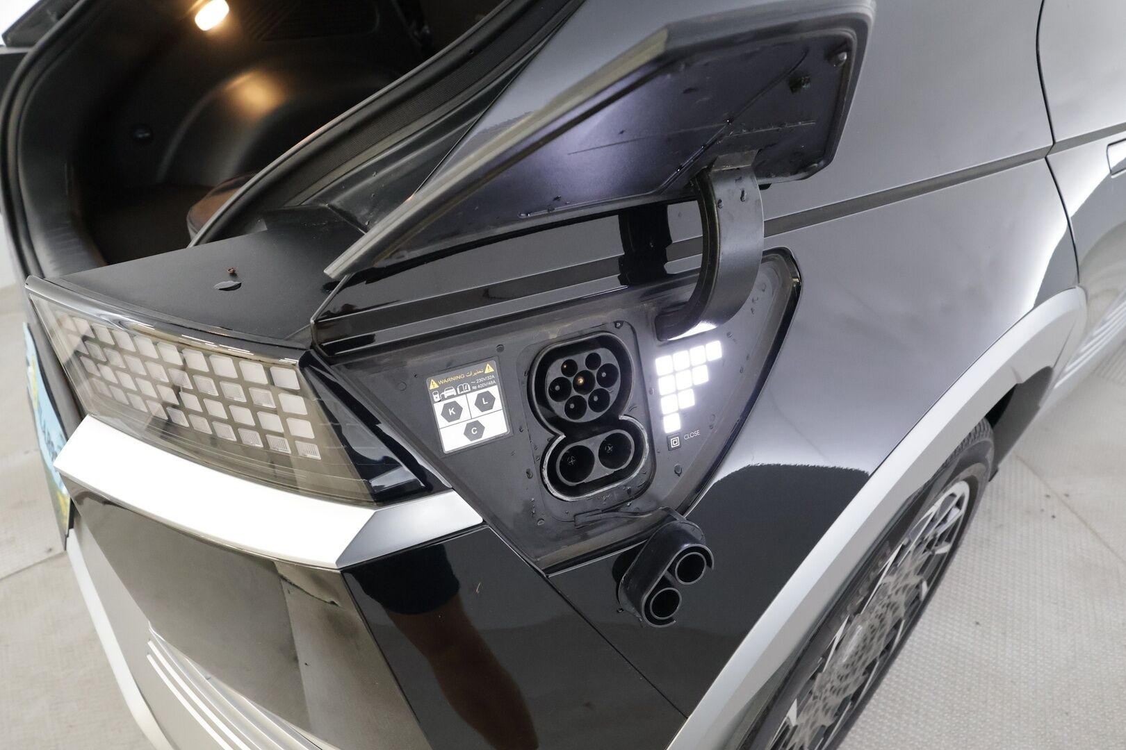 Hyundai IONIQ 5 2022 77 kWh 325 hv AWD Premium - | ACC | ILP | HUD | Solar Roof | BOSE | 360° | Ilm. relax nahat | Muistipenkki | V2L | HDA | BSM | CTA | SEA | Lämm. ratti | Merkkihuollettu |