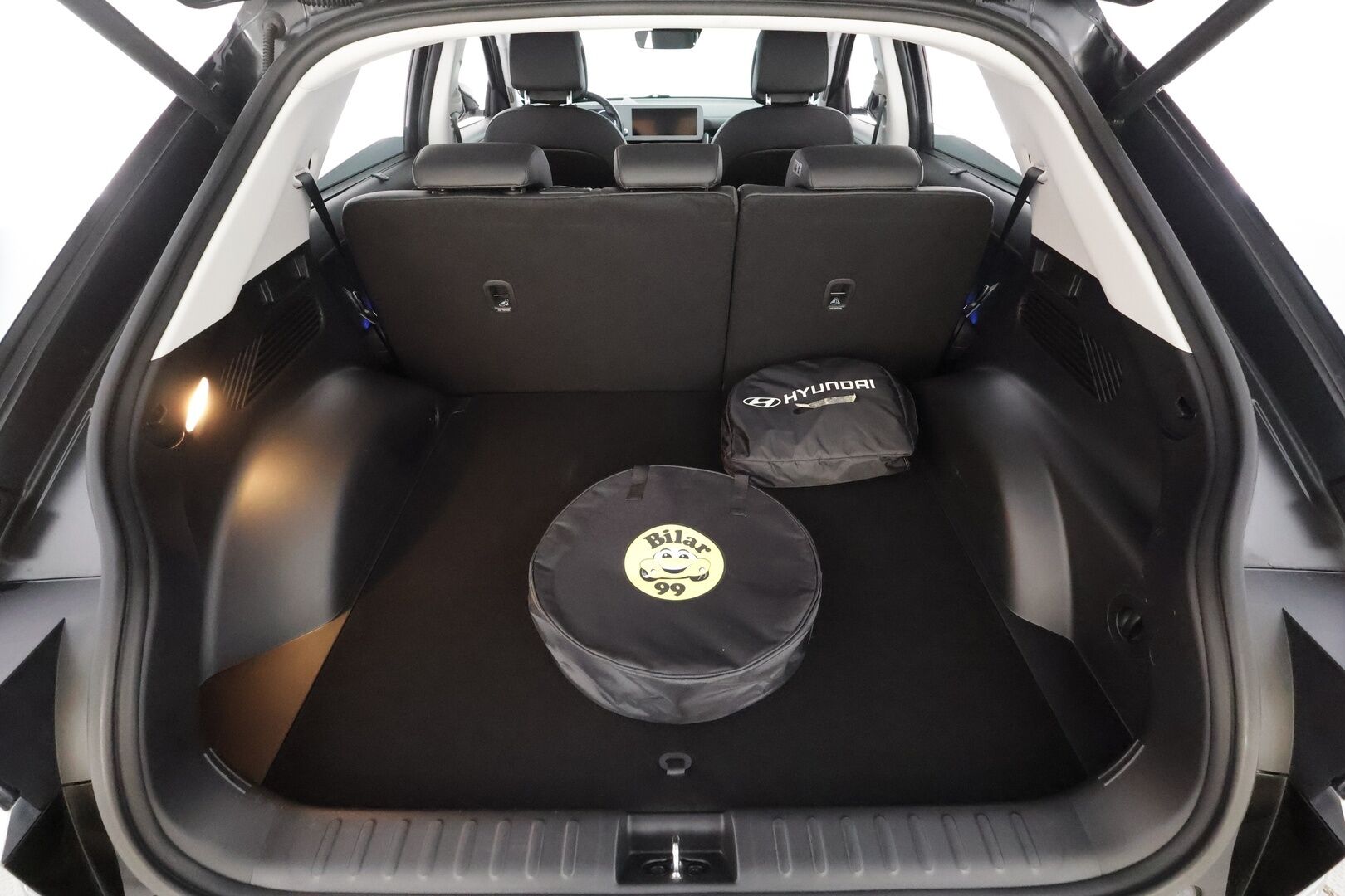 Hyundai IONIQ 5 2022 77 kWh 325 hv AWD Premium - | ACC | ILP | HUD | Solar Roof | BOSE | 360° | Ilm. relax nahat | Muistipenkki | V2L | HDA | BSM | CTA | SEA | Lämm. ratti | Merkkihuollettu |