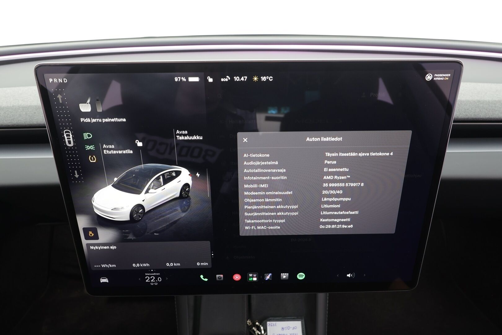 Tesla Model 3 2024 RWD - | Highland | ACC | ILP | Ilm. sähkönahat | Muistipenkki | Matrix | Lasikatto | Takanäyttö | P.kamera | Ambient | Autosteer | Lämm. ratti |