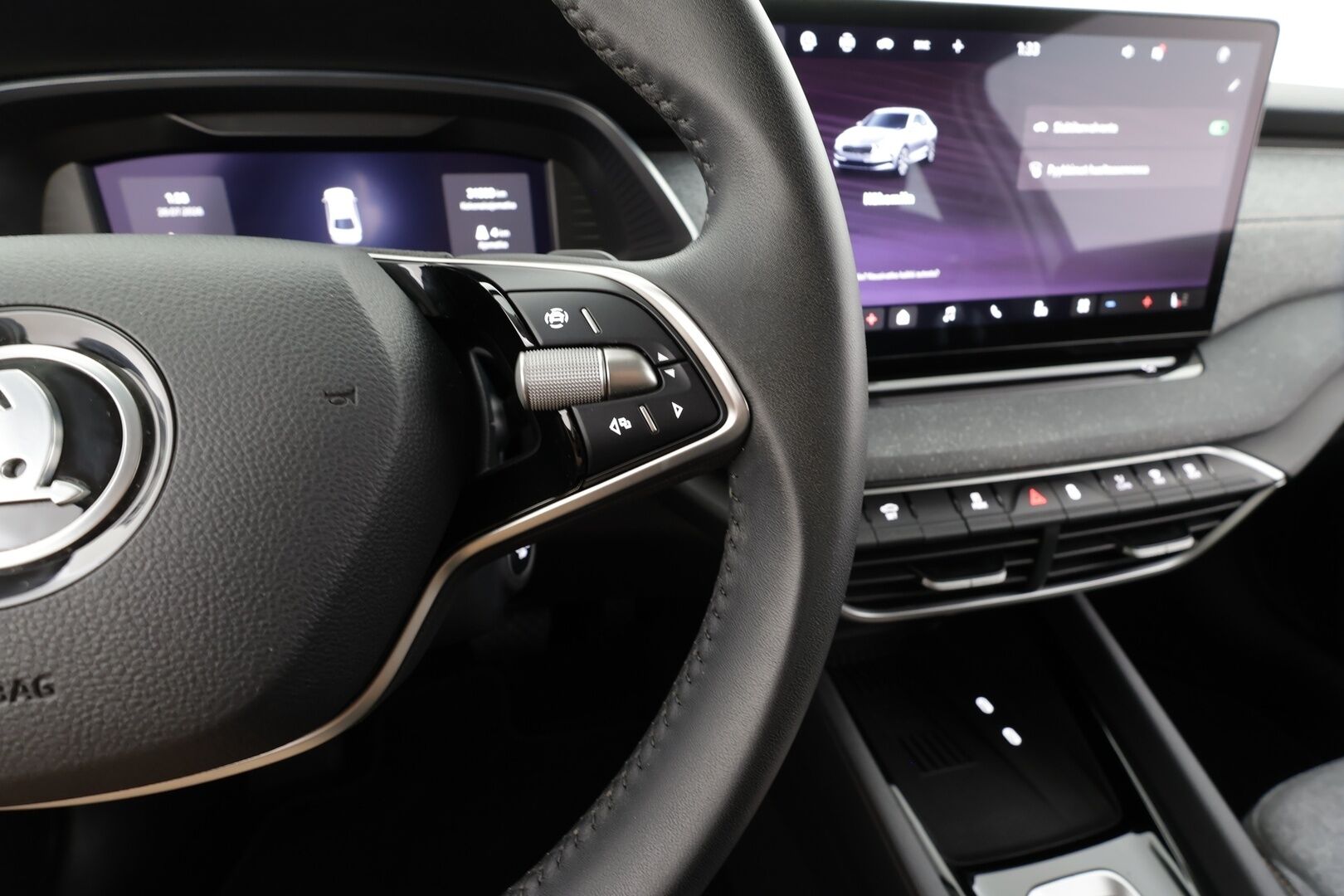 Skoda Octavia 2025 1.5 TSI Style eTEC DSG Autom - | ACC | Skoda crystal Light LED | P.tutkat | Puolinahat | Ratinlämmitys | Keyless | Apple&Android | Merkkihuollettu | Kahdet Renkaat |